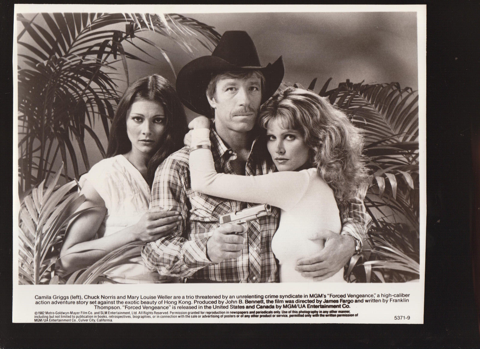RARE FORCED VENGEANCE PRESS PHOTO 8X10 CHUCK NORRIS CAMILA GRIGGS MARY WELLER
