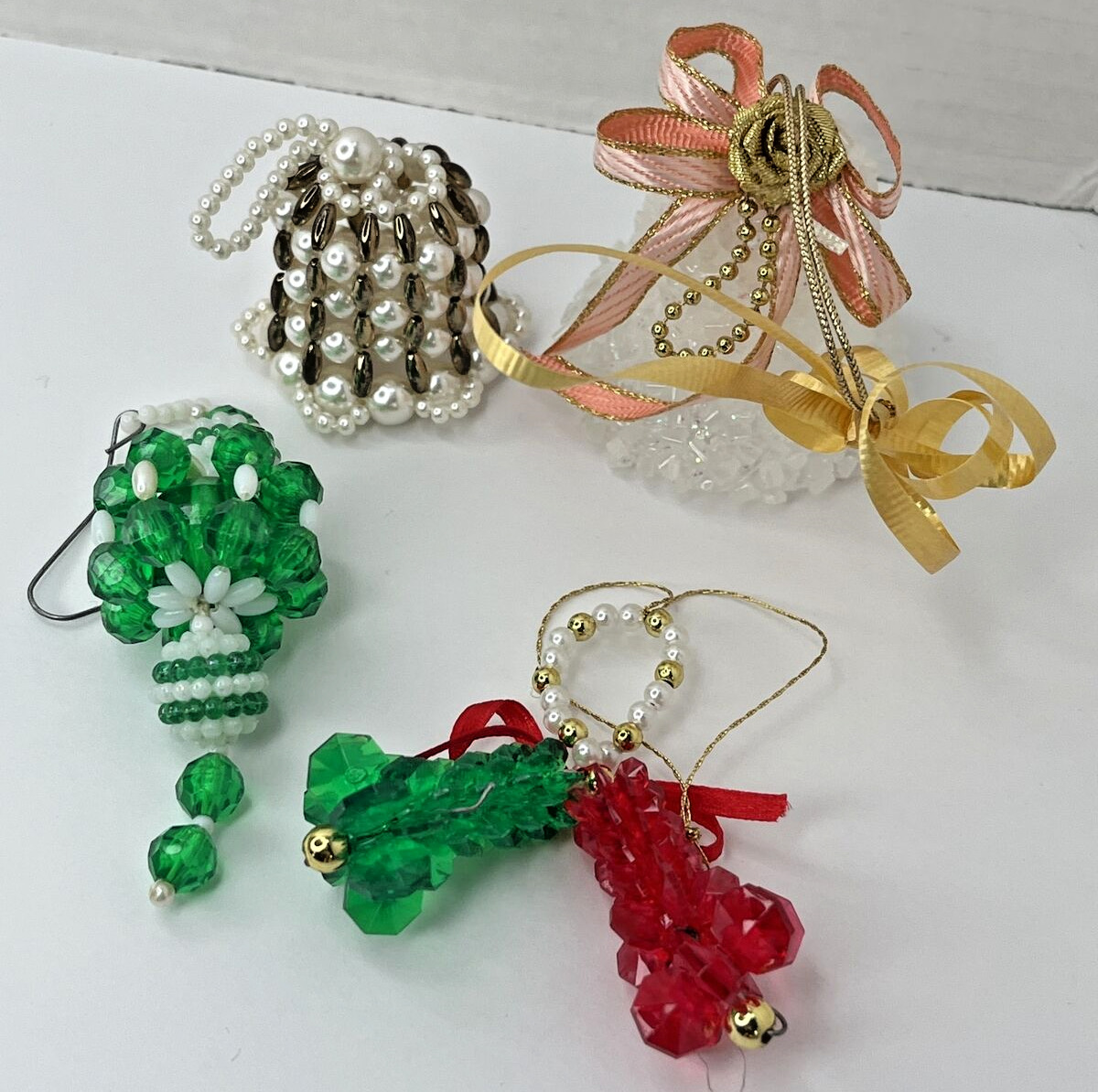Vintage Handmade Christmas Tree Ornaments Decoration Beaded Pearl Red Green