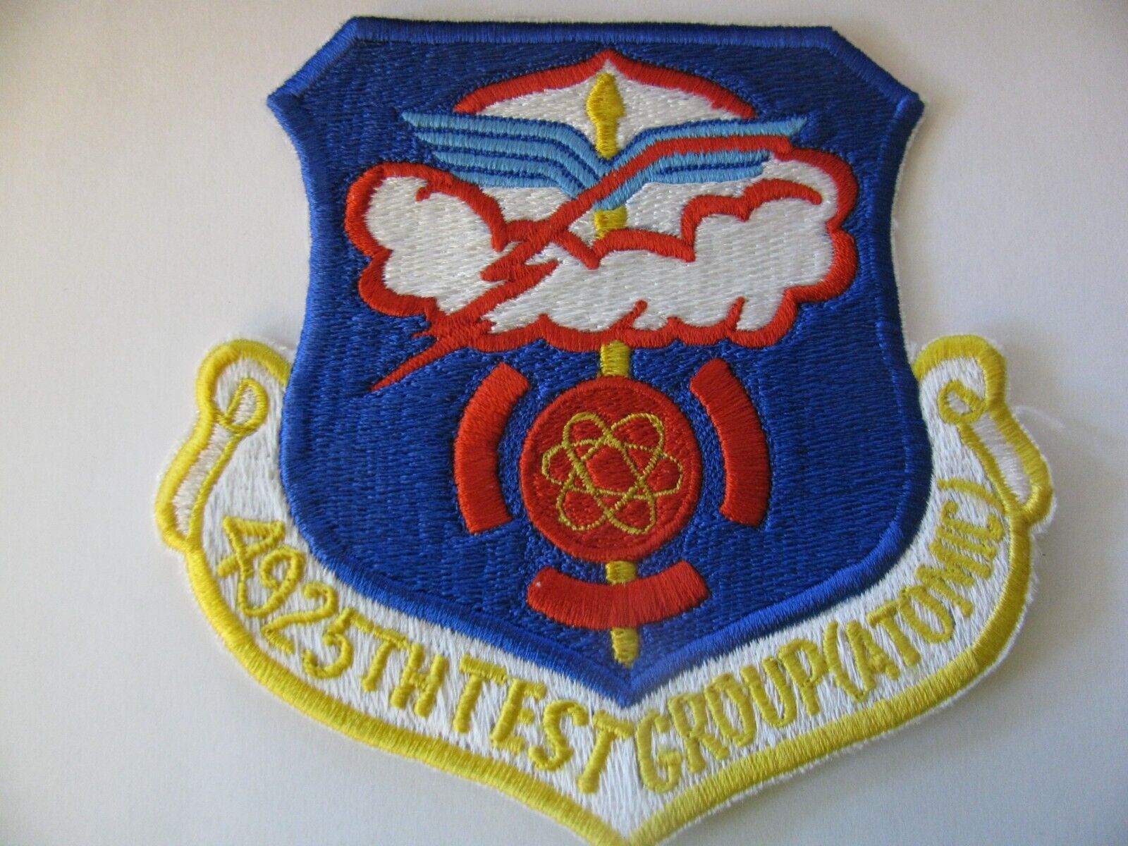 VINTAGE   USAF  4925TH TEST GROUP  ATOMIC  MILITARY  PATCH  4\