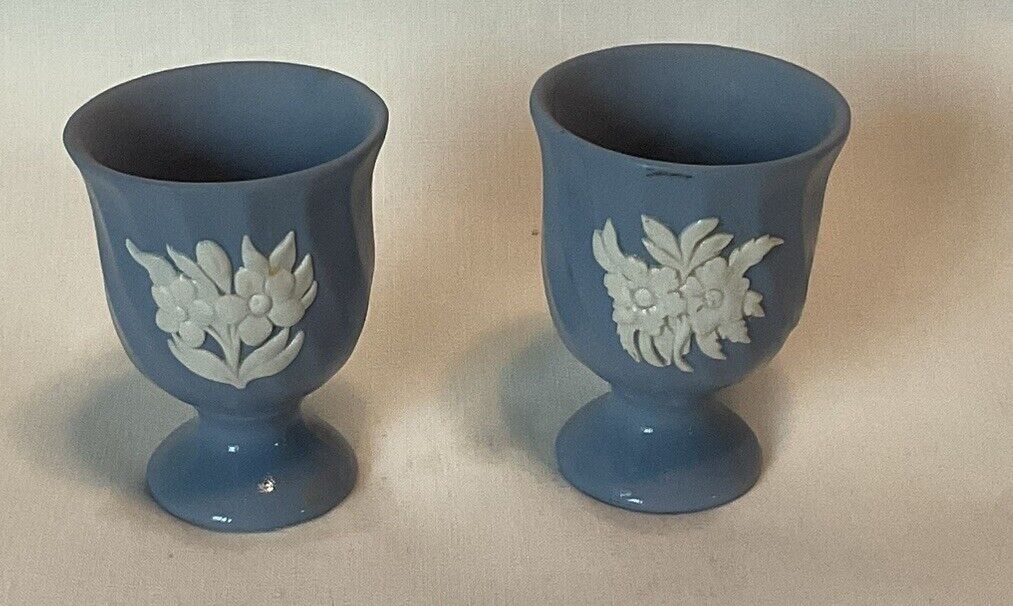 Wedgwood Jasperware Blue White Egg Cup  Flowers Set Of 2 BEAUTIFUL SPIRAL