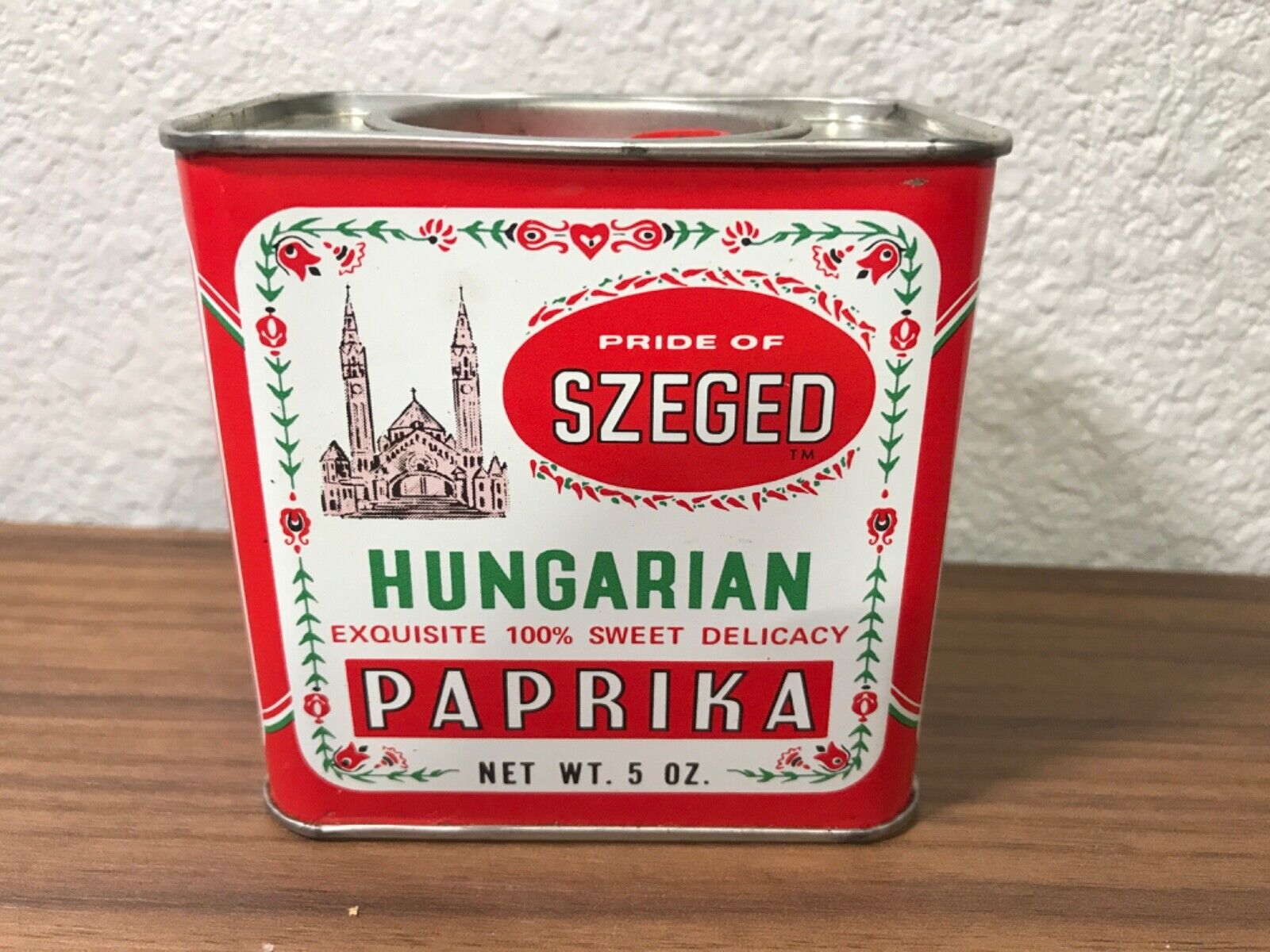 Vintage SZEGED Hungarian Paprika  5 oz. Tin Imported by SPICECO New Jersey