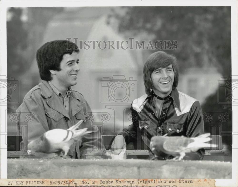 1971 Press Photo Bobby Sherman and Wes Stern - kfa08091