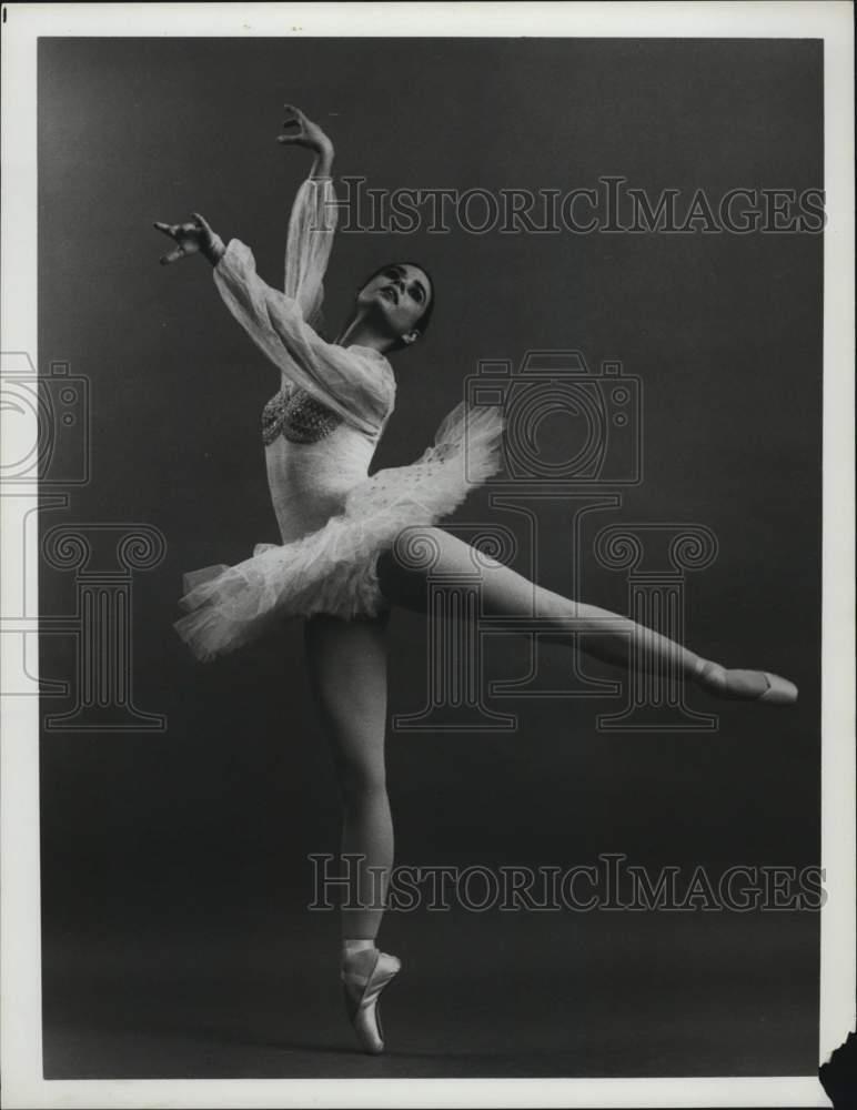1970 Press Photo Dancer Elena Malfitano - hcp95405