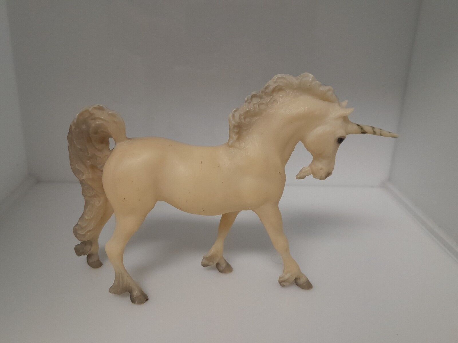 Breyer Paddock Pal Little Bits White Alabaster Color Unicorn Horse #9020