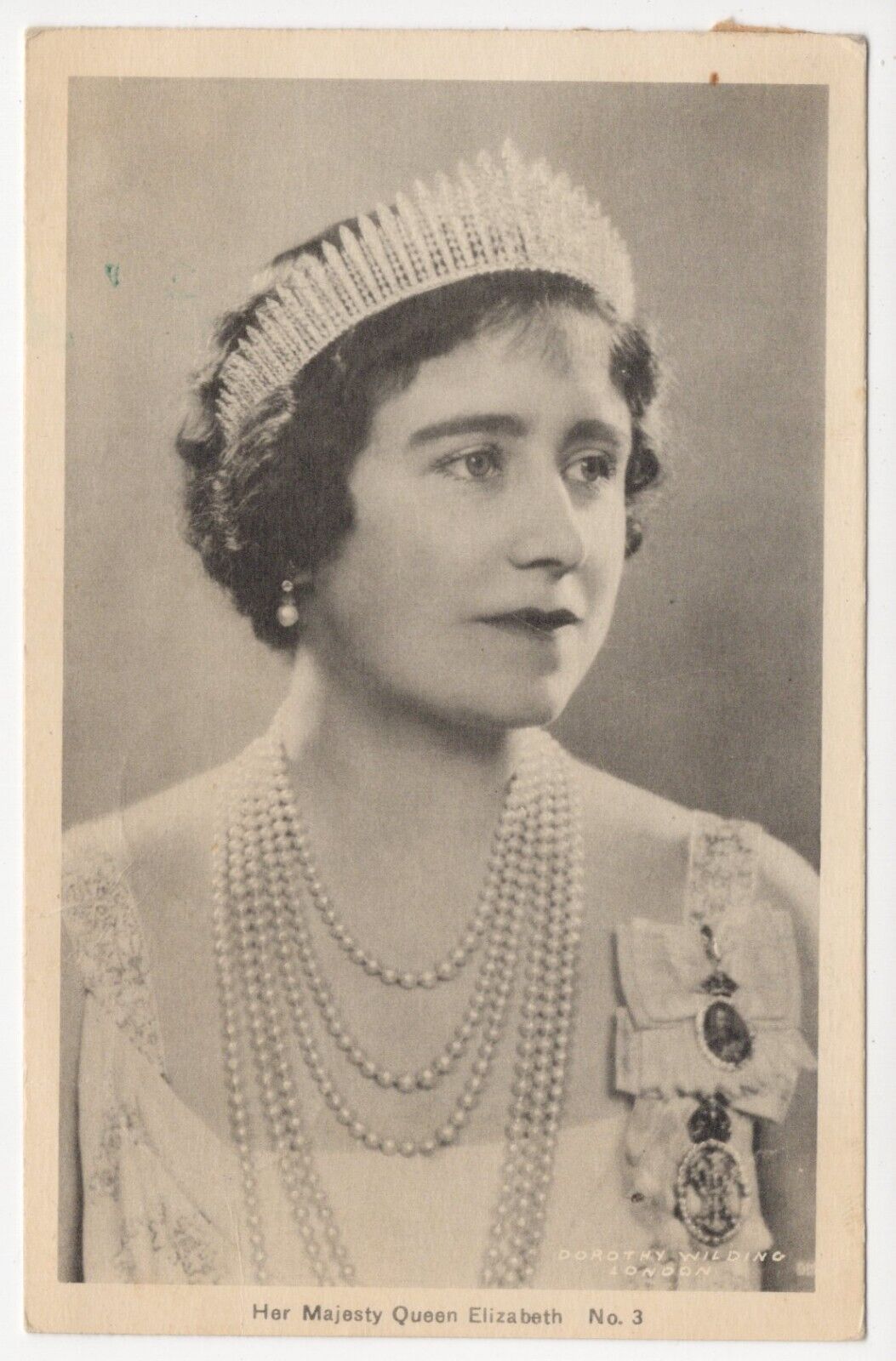 Her Majesty Queen Elizabeth Dorothy Wilding Collotype Posted 1939 Postcard