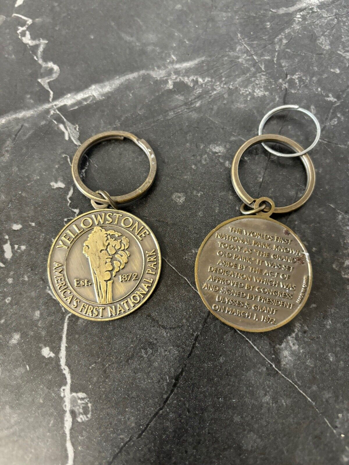 Lot Of 2 Yellowstone National Park Keychains