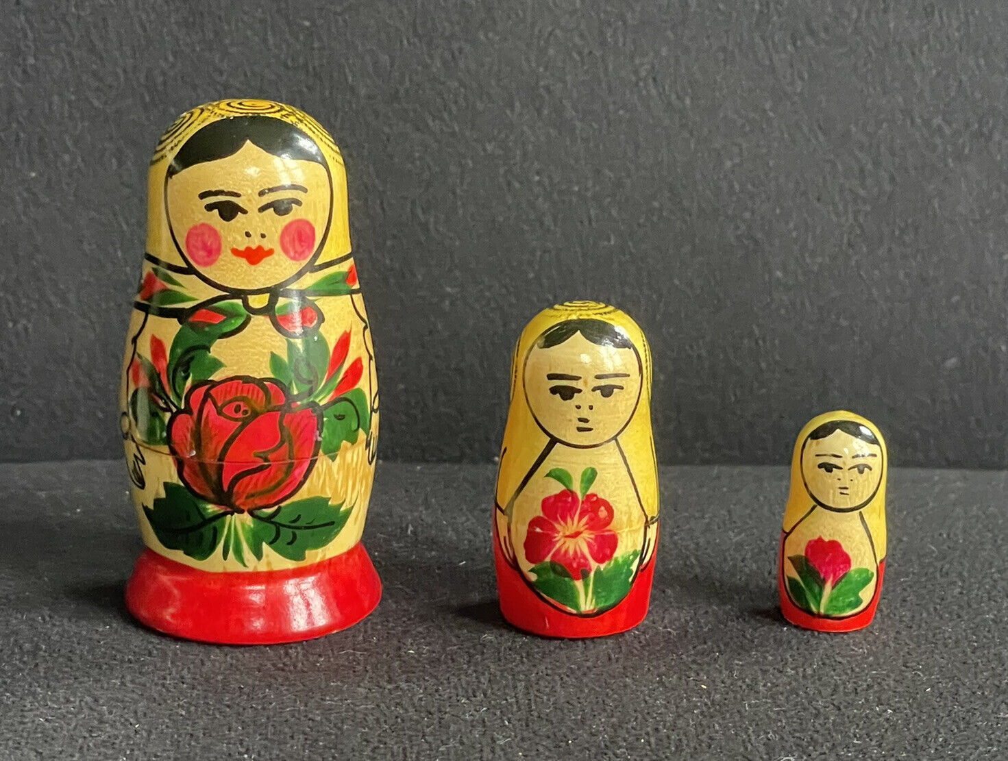 Vintage Russian Matryoshka Nesting Dolls Hand Painted Wood 