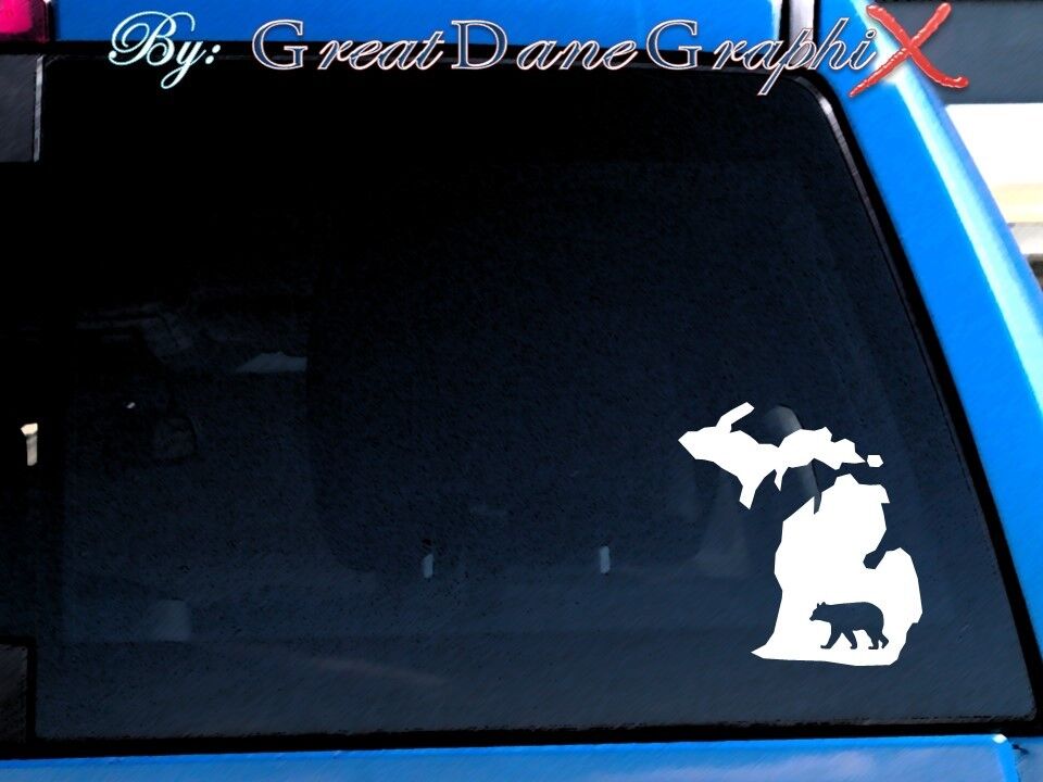 Michigan Black Bear Hunting State Vinyl Decal Sticker/ Color-HIGH QUALITY