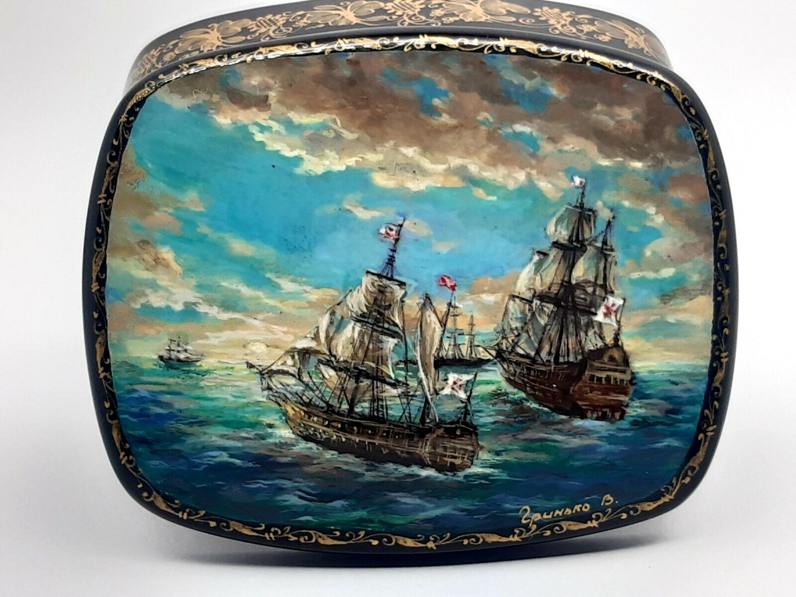 Seascape Ukrainian lacquer box “Ships in the sea” by Grinko Hand made in Ukraine