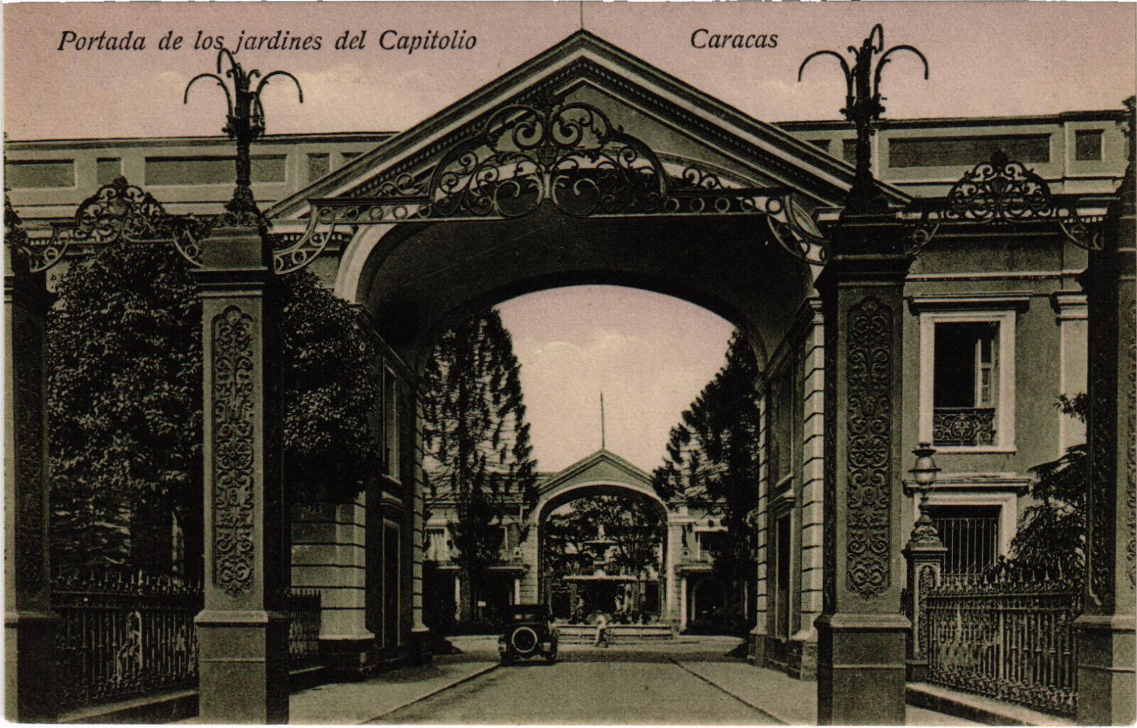 PC VENEZUELA, CARACAS, PORTADA DE LOS JARDINES, Vintage Postcard (b45684)