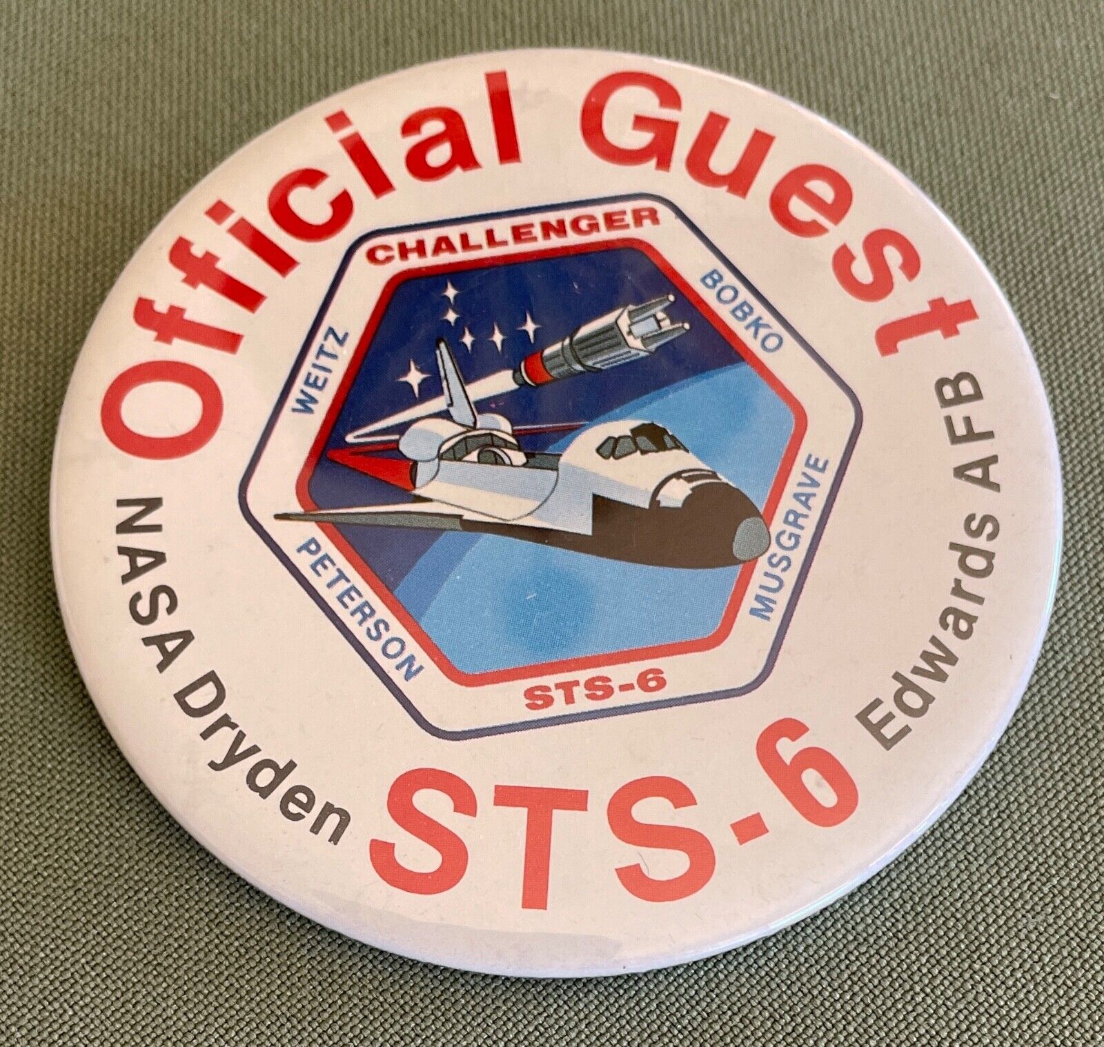 Vintage 1983 NASA Challenger STS-6 Edwards AFB Official Guest Pinback Pin Button
