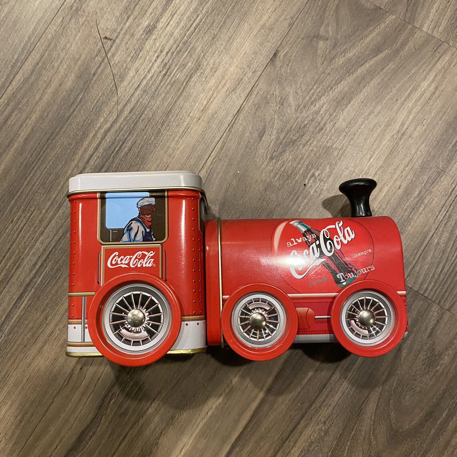 Vintage Coca Cola Tin Train (1999) 7in x 3in x 4in