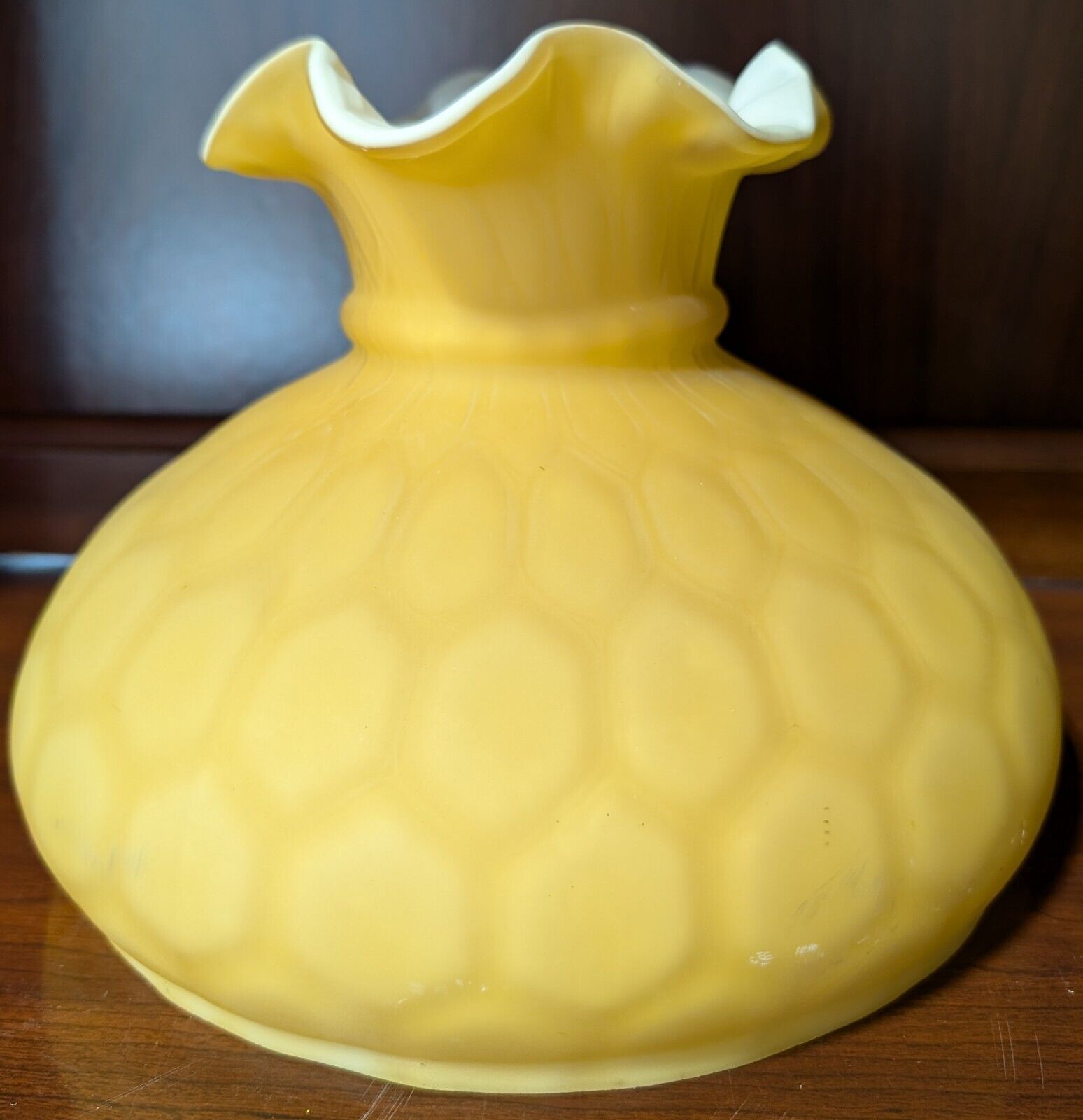 Vtg. Golden Yellow Satin Glass Scallop Dome Lamp Shade 10\