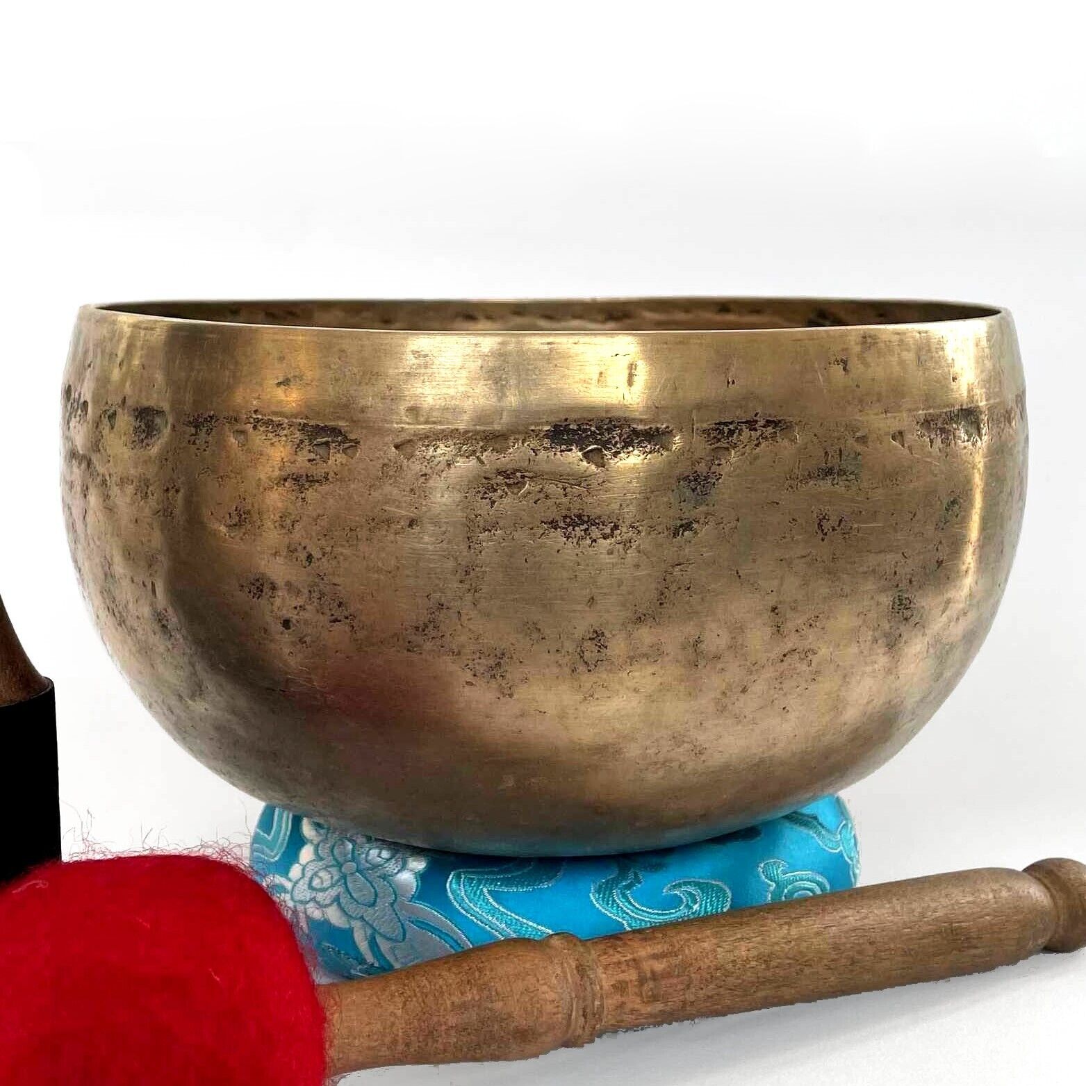 80 Year old Yoga Hand Beaten Antique Singing Bowl Buddhist Tibetan Vintage Nepal