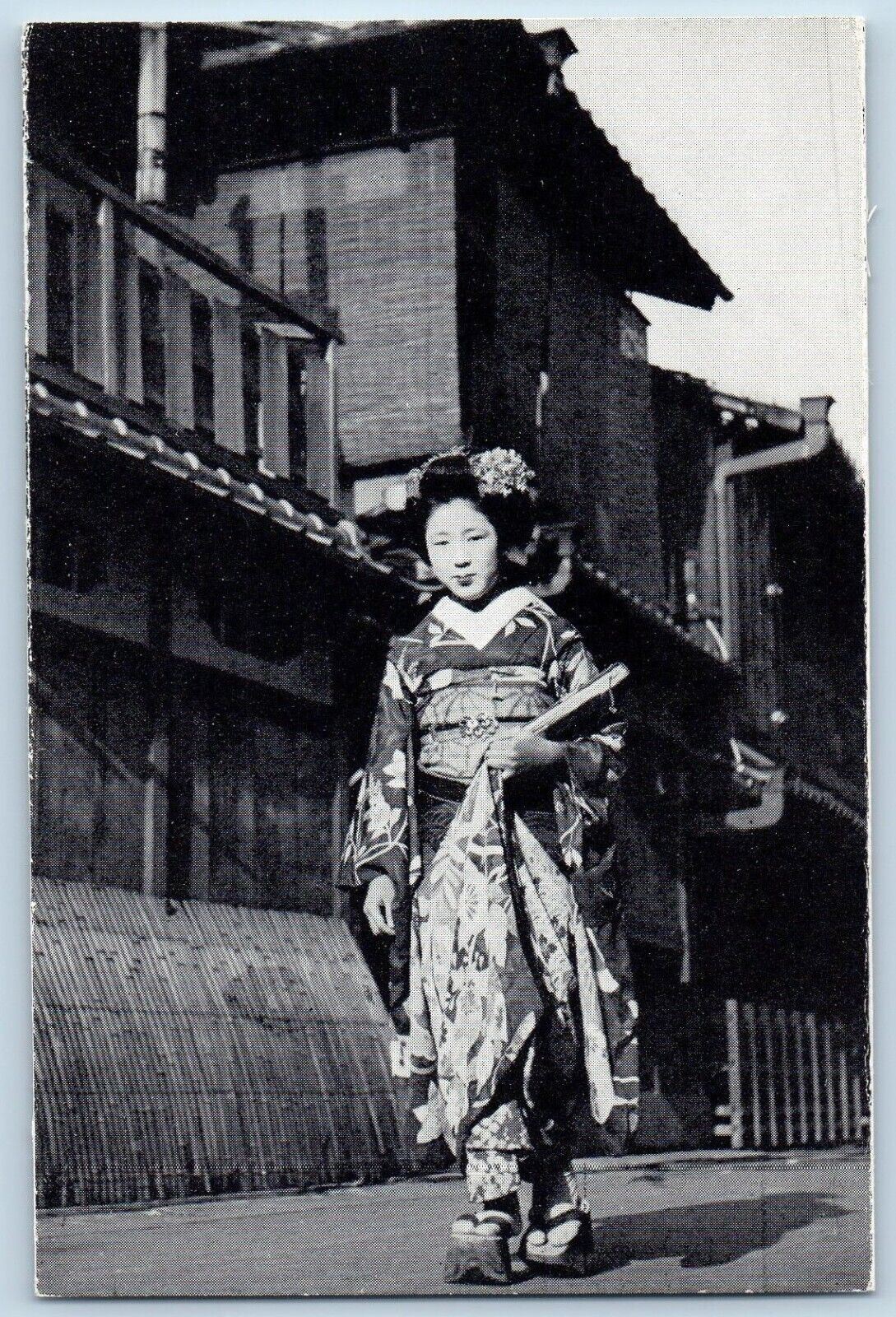 Japan Postcard Young Kyoto Geisha Wearing High Wooden Geta Costume Unposted