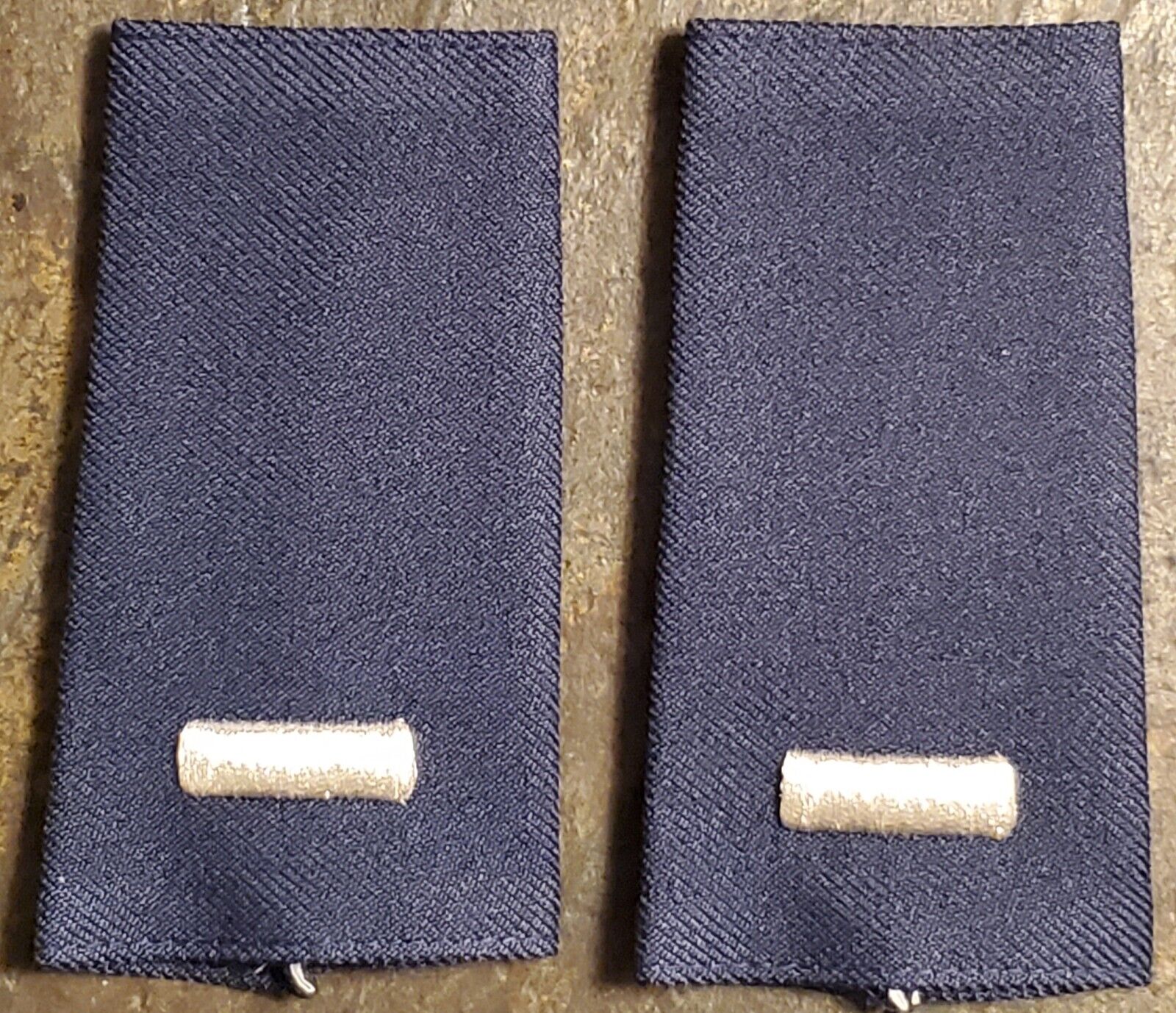 1 Pair (2pc) of USAF Air Force 1st LT Rank Large Epaulets *Never Worn* NOS blue