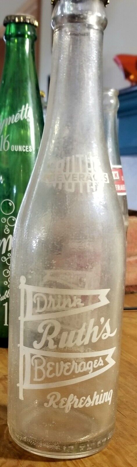 1945 RUTH\'S Beverages Soda Bottle ~ 12 oz. BROWNWOOD, Texas