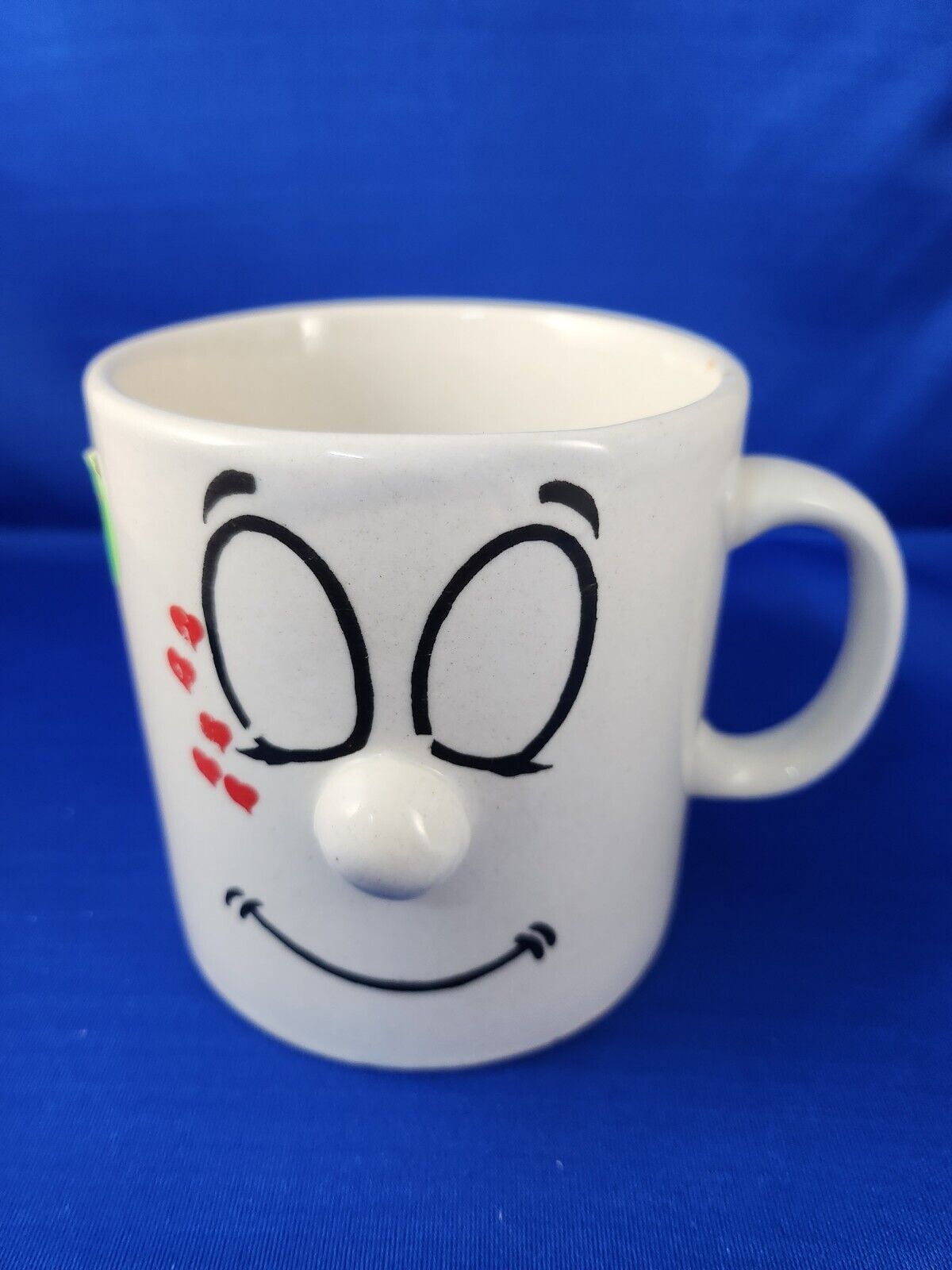Vintage 3D Nose Smiley Face With Hearts Mug