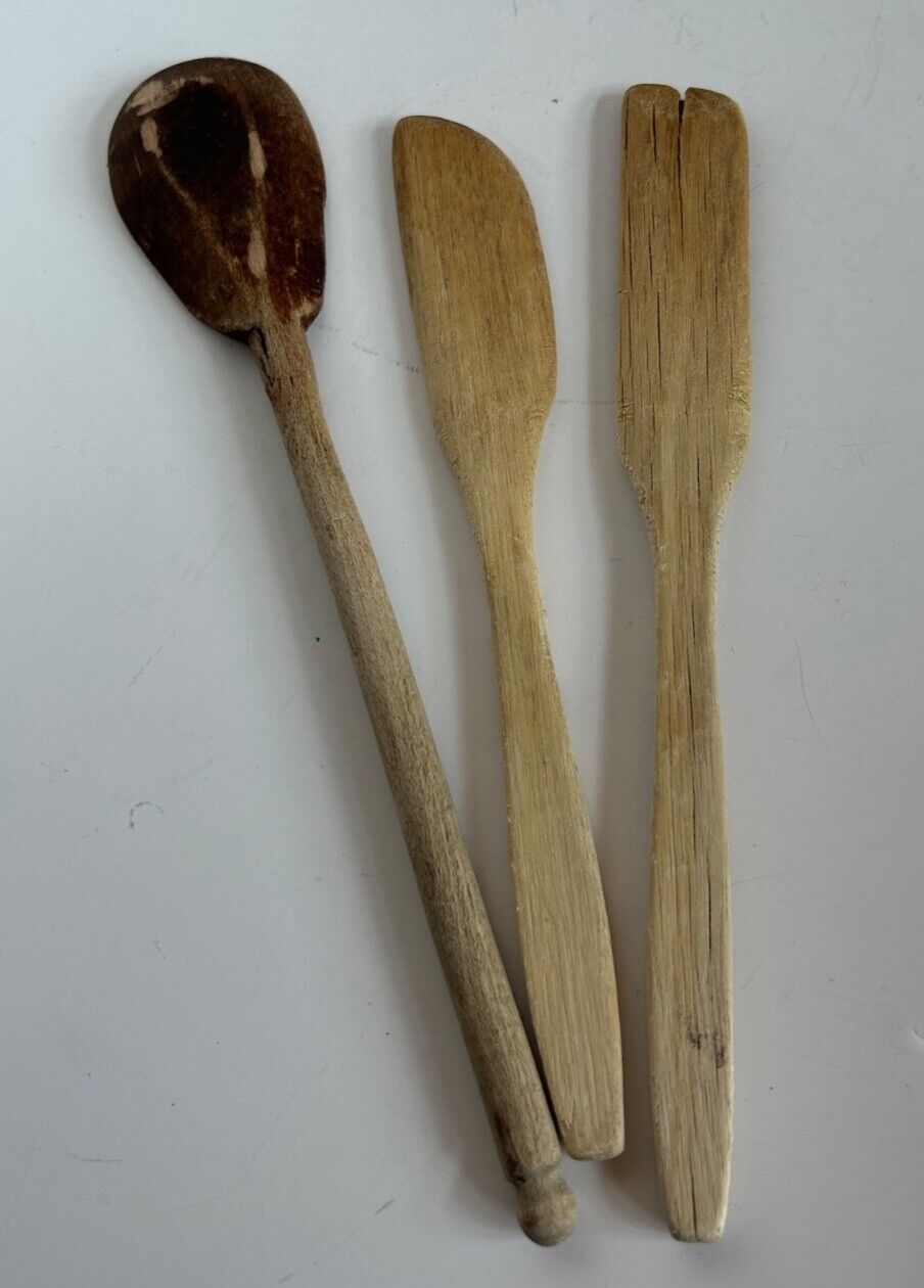 Vintage Rustic Well Used Wooden Spoon/Utensil Collectable Kitchen Decor Set of 3