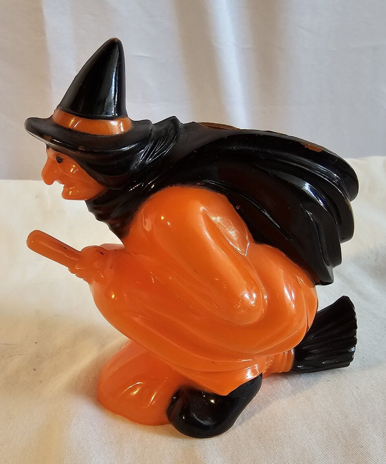 RARE 1950’s Rosbro Halloween Toy/candy WITCH ON A Broom Vintage