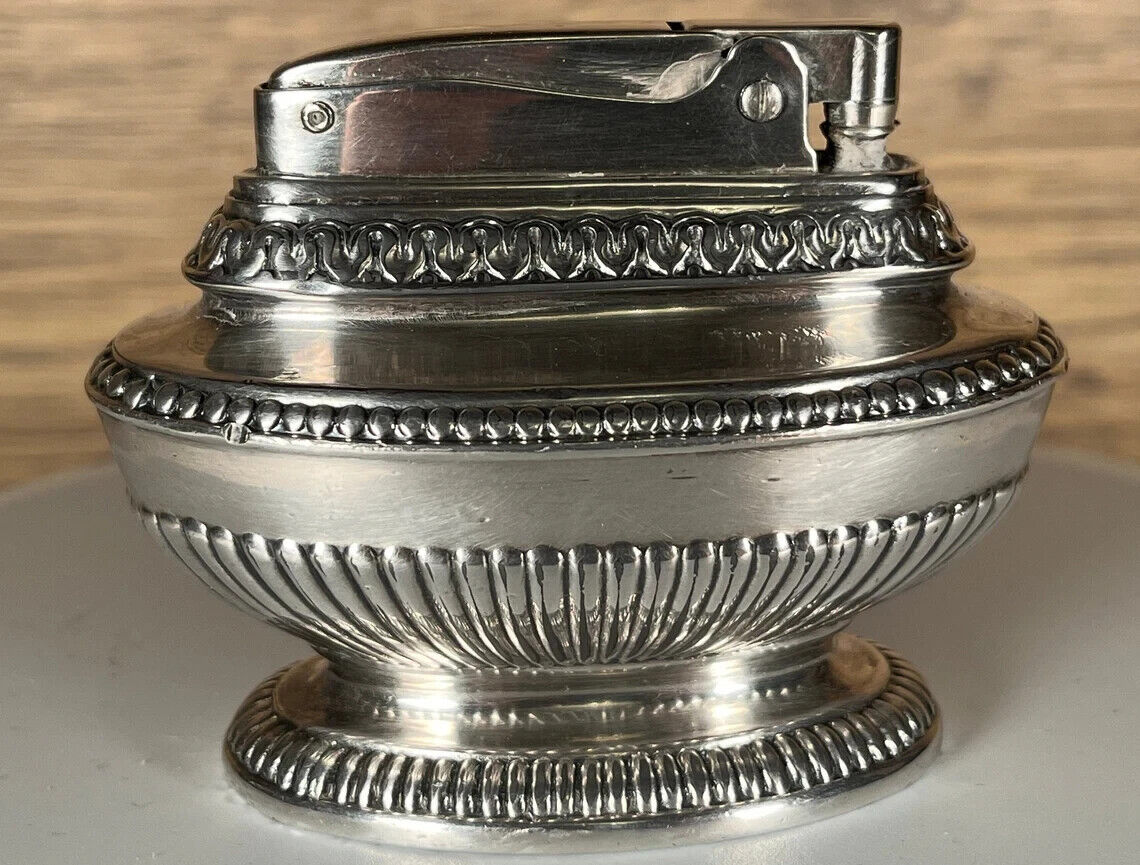 Vintage Ronson Queen Anne Silver Plate Wick Lighter - 1936-1960 Made in Newark N
