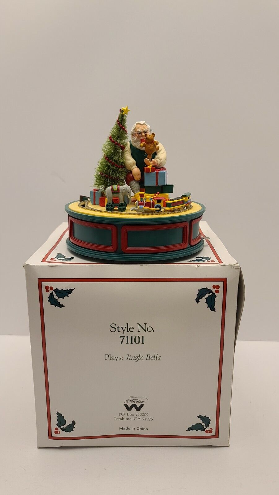 RARE Willits Santa Musical Motion Figurine Train Box Studio Plays Jingle Bells