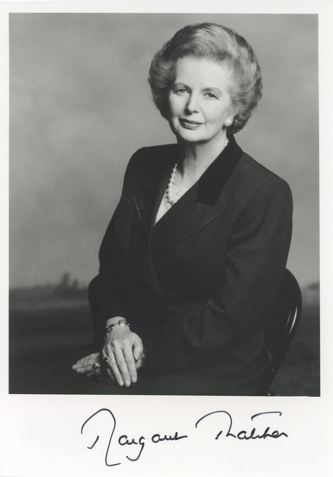 Margaret Thatcher Prime Minister Authentic Signed 5x7 Photo BAS #BK43264