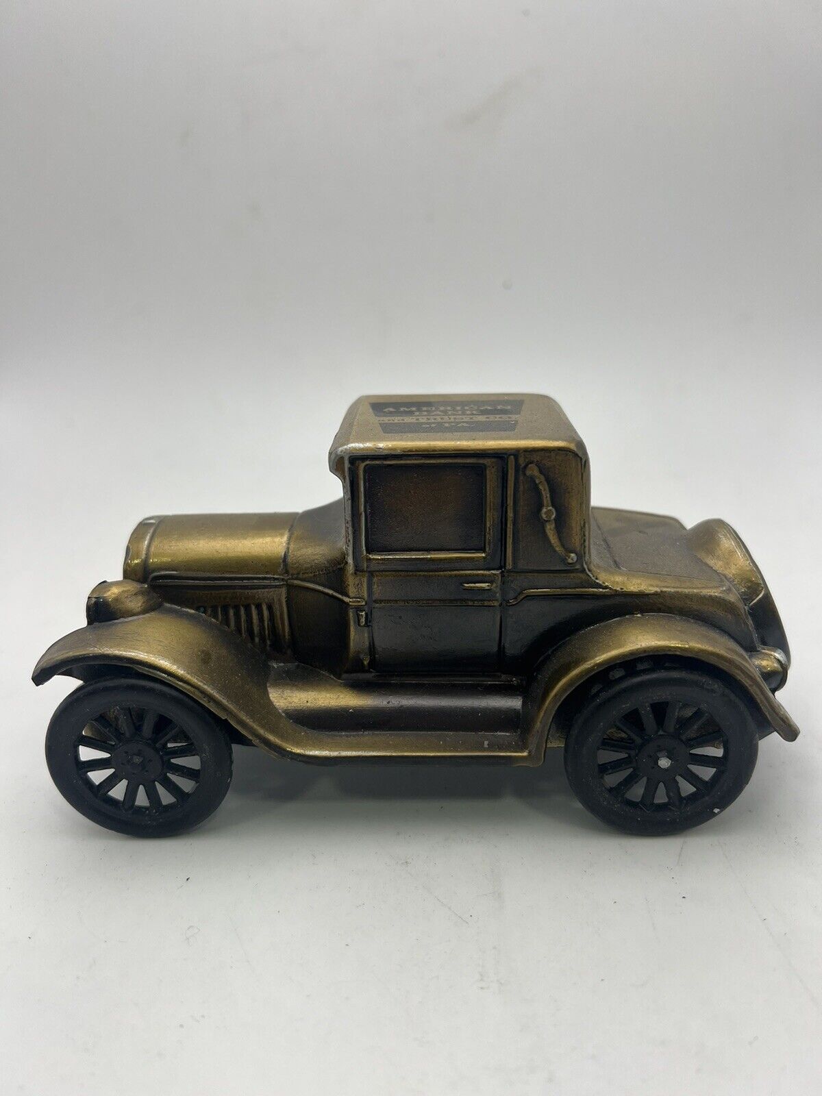 Vintage American Bank And Trust Co. Of Pennsylvania Car Bank