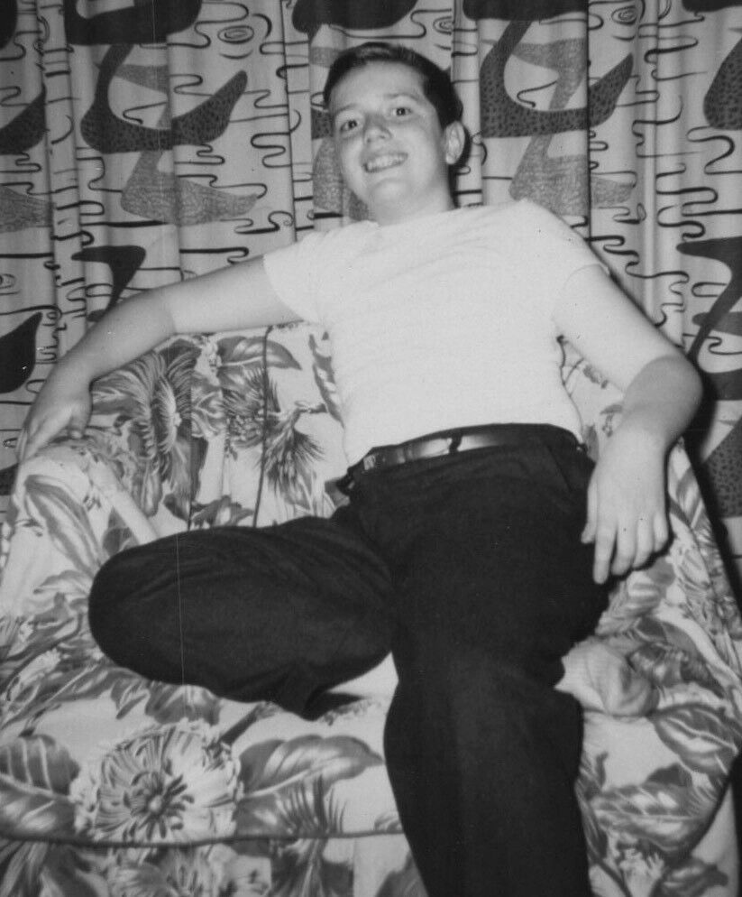 9S Photograph 1960 Boy Portrait 
