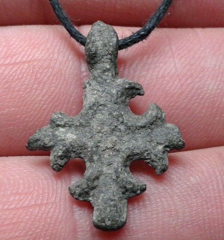 Ancient Leaden Cross 9th to the mid-13th century. 
