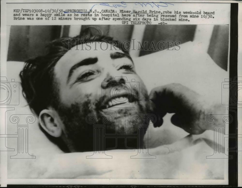 1958 Press Photo Springhill Miner Harold Brine in hospital after rescue