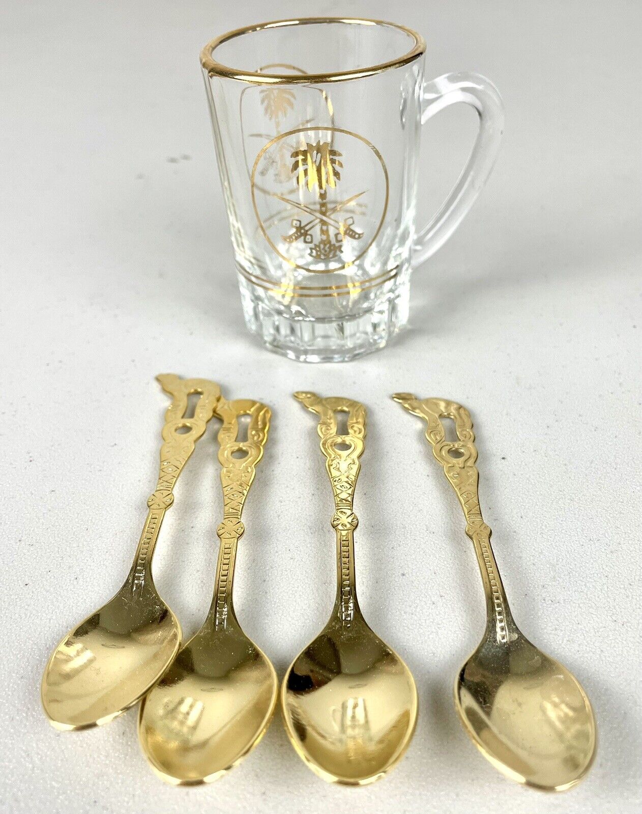 Vintage Saudi Arabia Arabic Middle East Tea Glass With Gold Camel Spoons
