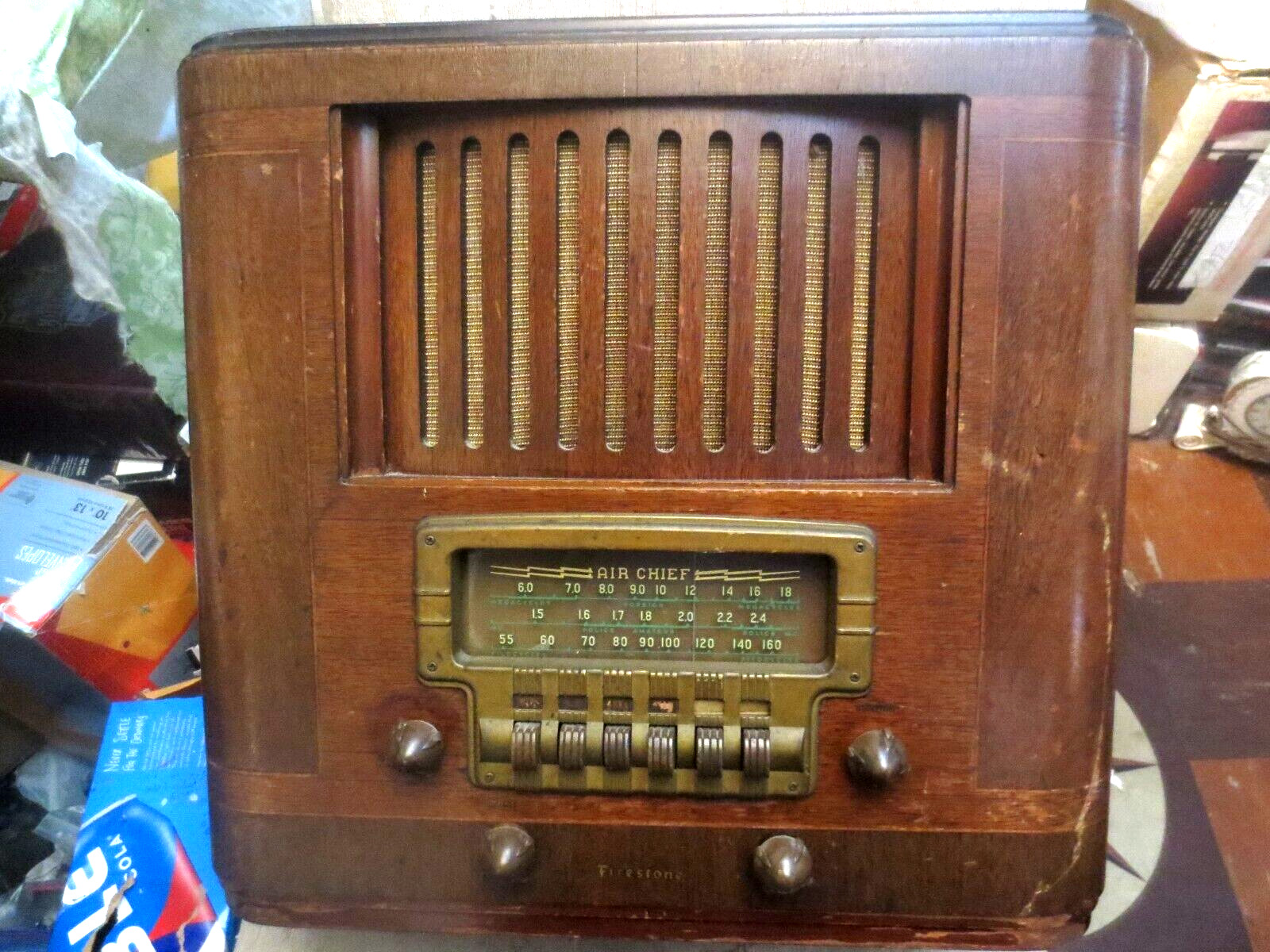 Firestone AIR CHIEF S7403-9 Vintage Tube Radio 1940\'s Tabletop Wood Case 16 x 15