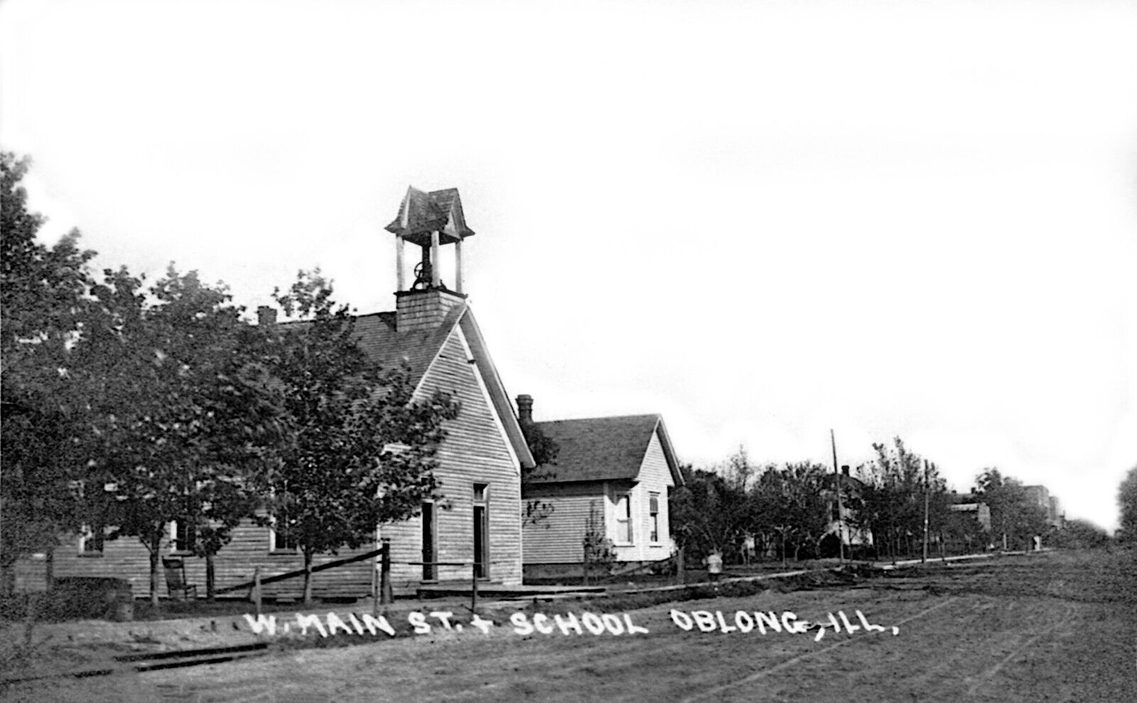 Postcard Oblong, Illinois Dirt Main Street, School Bldg Reprint #10156