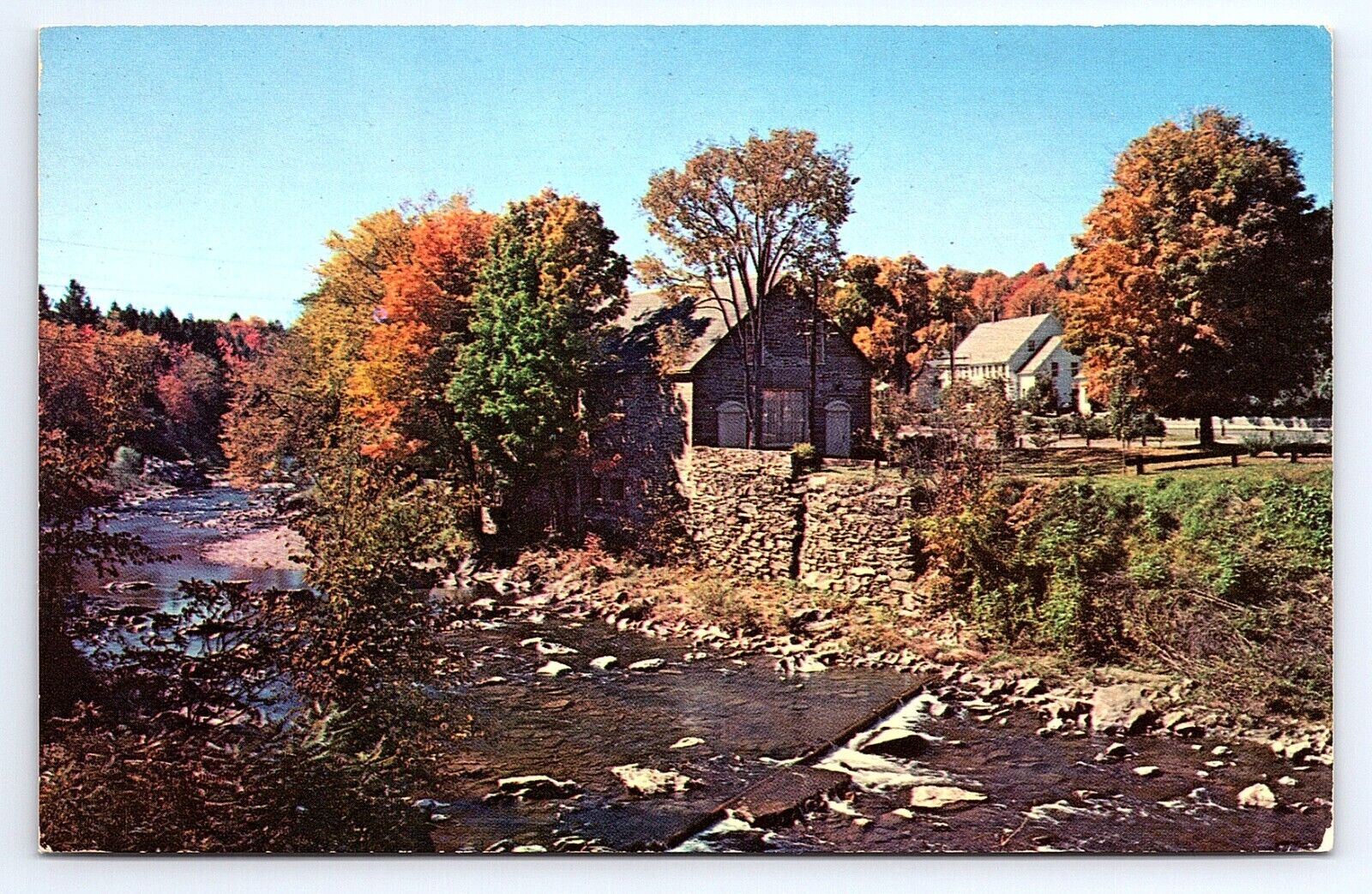 Postcard Woodstock VT Ottauquechee River and Little Theatre Chrome Card Unposted
