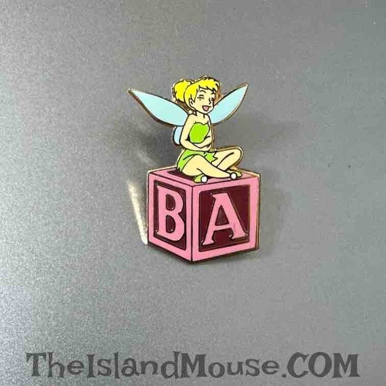 Disney Collector\'s Society Laughing Tinker Bell WDCC Sculpture Pin (U3:1537)