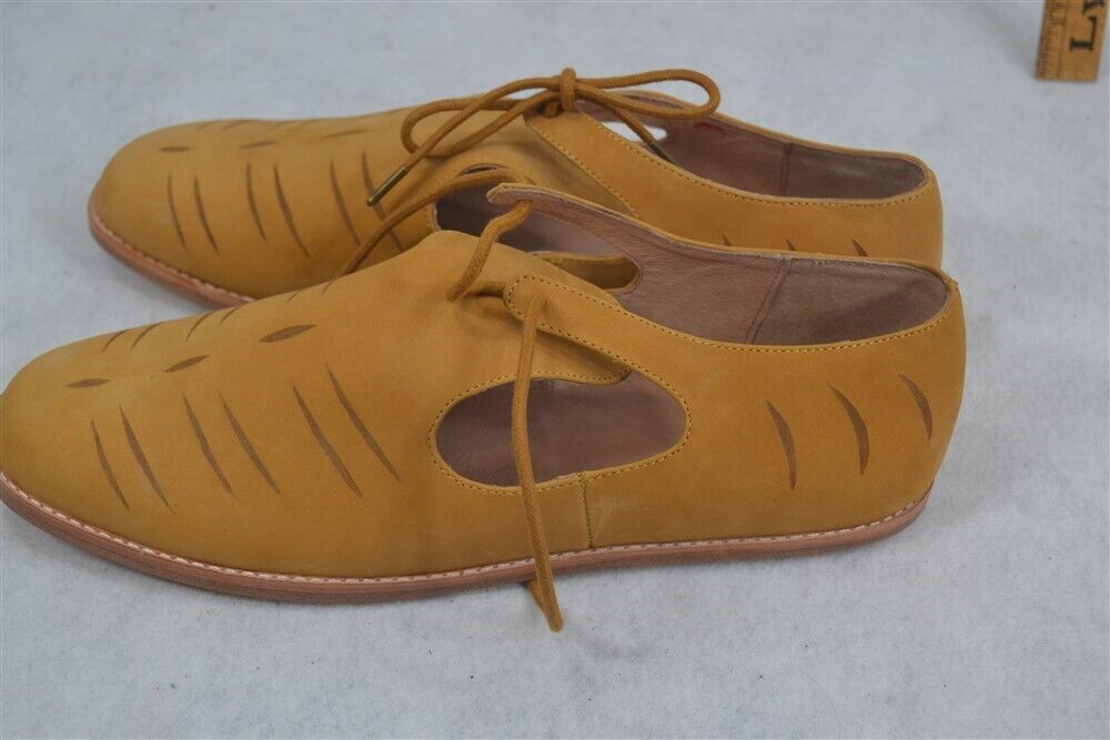 woman's historical shoes flat Colonial tan suede sz 10 original 18th c replica 