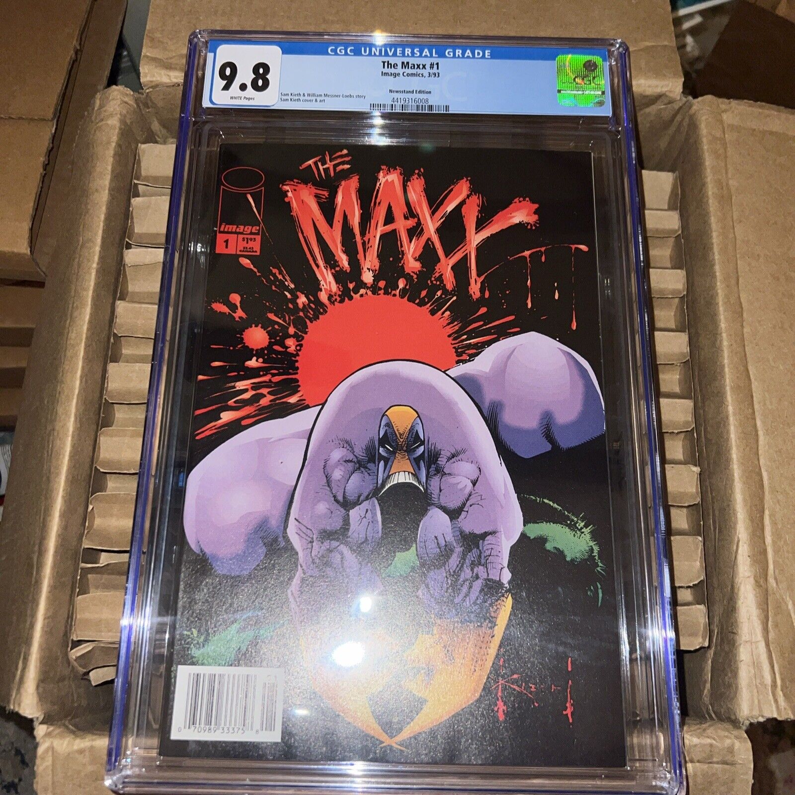 The Maxx #1 (1993) NEWSSTAND VARIANT CGC 9.8 Very Rare White Pages ID