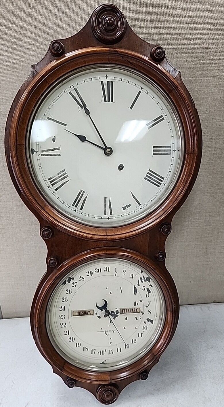 Antique Vintage Seth Thomas Clock Co.  Clock & Calendar Wall Clock