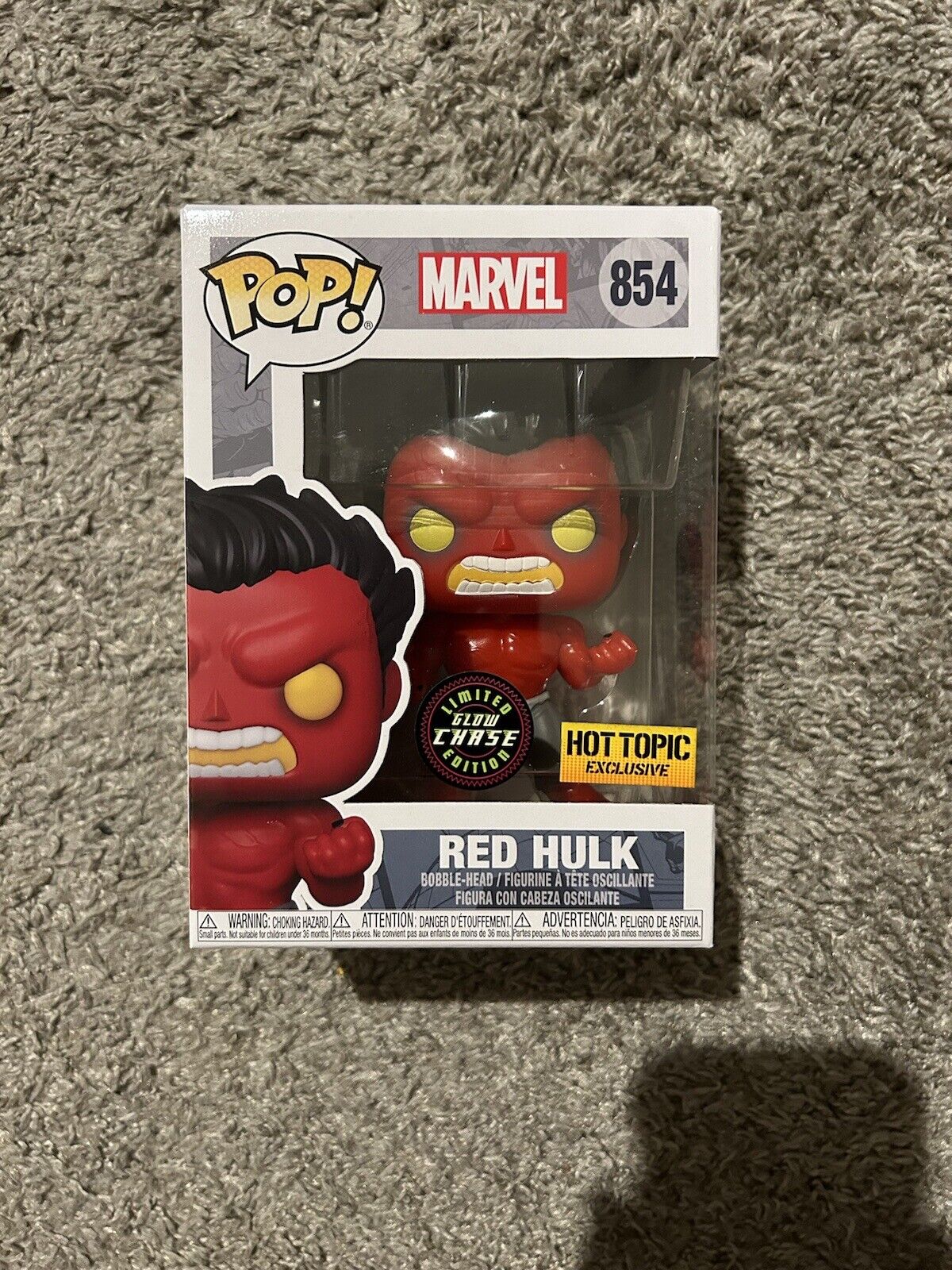 Funko Pop Marvel Red Hulk #854 Limited Glow Chase Edition Hot Topic w/Protector