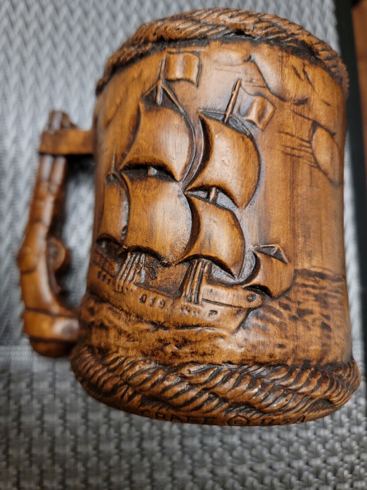 Vintage Rare Treasure Craft Pirate Ship Gun Ceramic Wood Coffee Beer Mug Set
