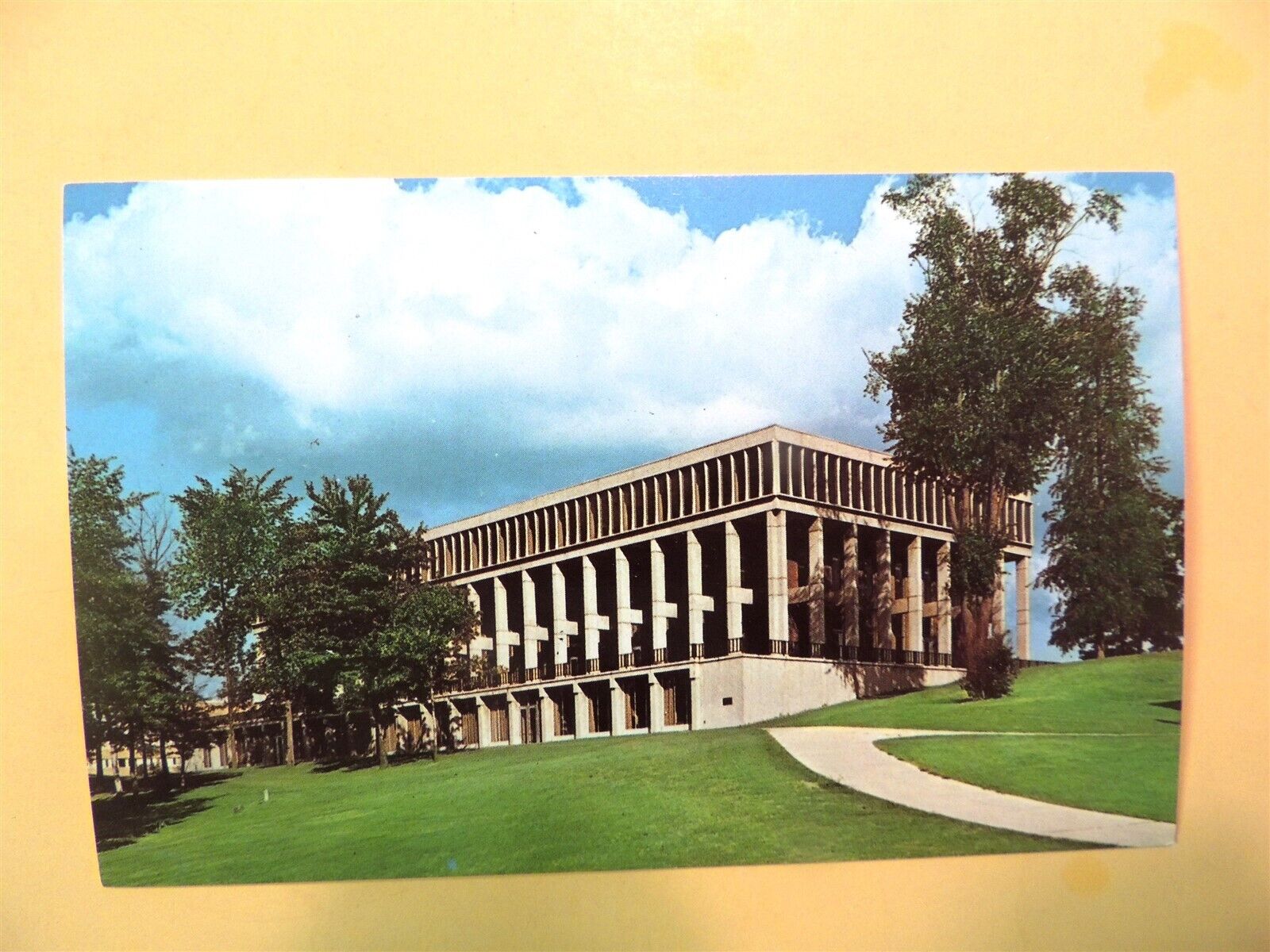 Kent State University Kent Ohio postcard Taylor Hall Architectural Building