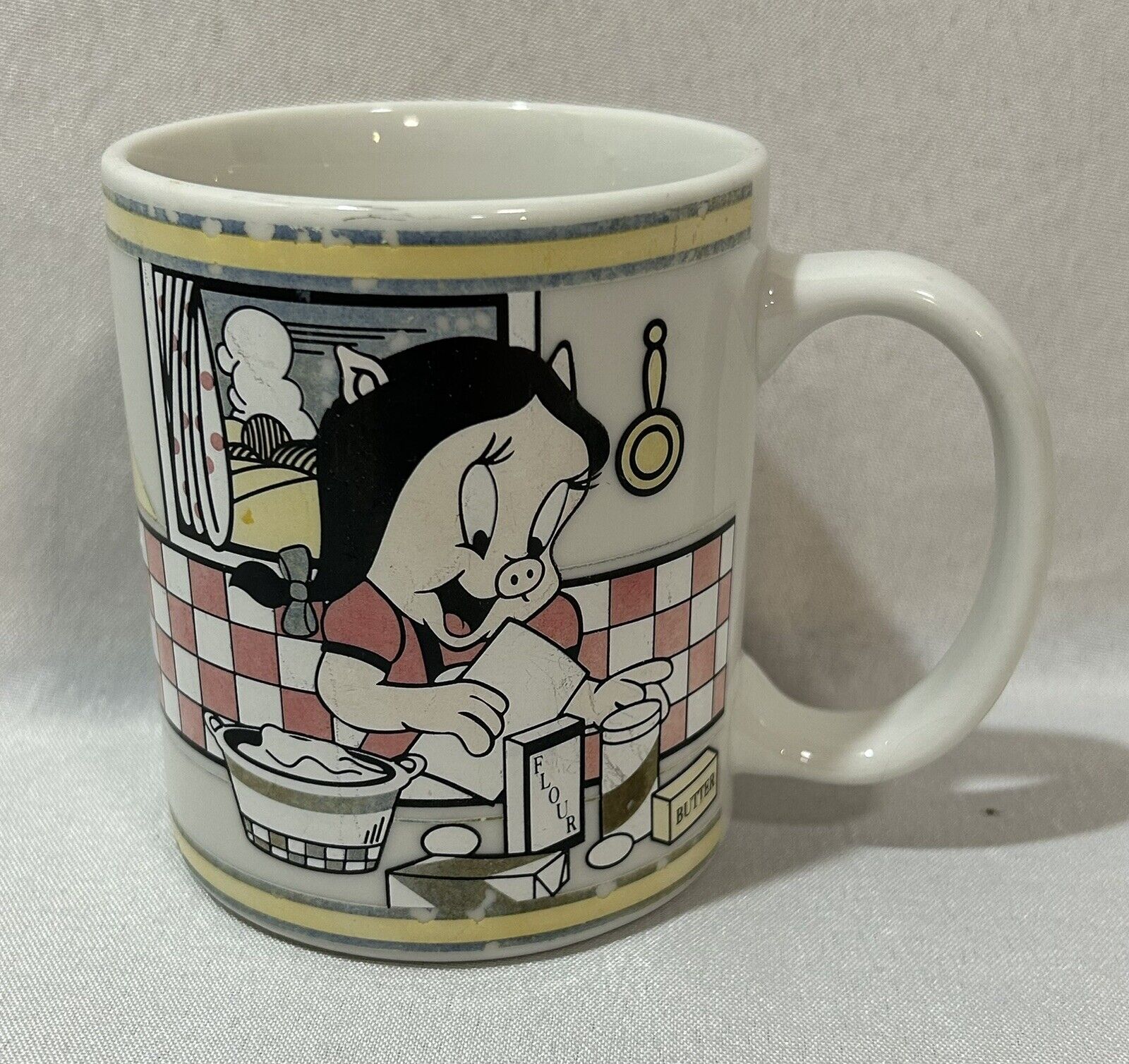 Looney Tunes Warner Brothers Petunia Pig Krazy Kitchen Ceramic Coffee Cup Mug