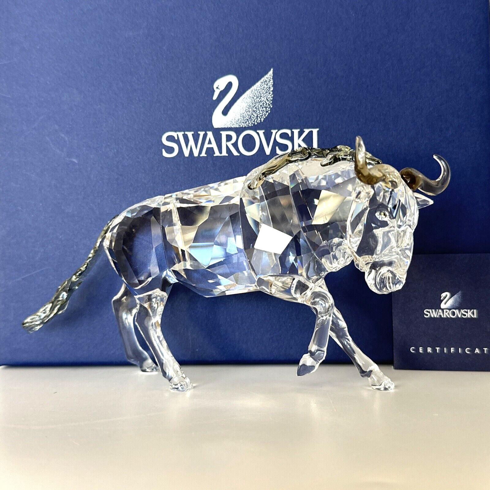 Swarovski Gnu Crystal Figurine 933662 Rare Encounters Austria 6 7/8\