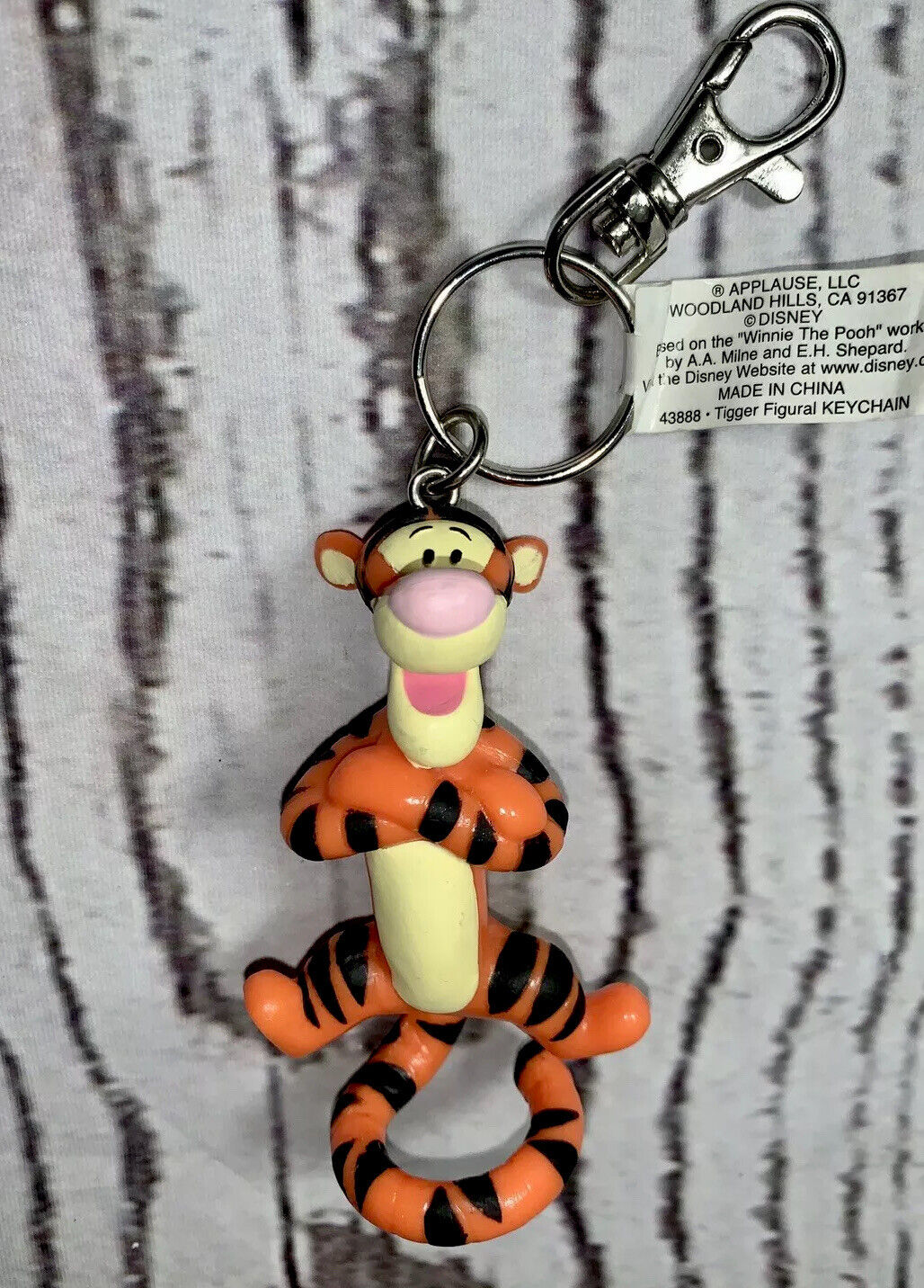 Tigger Key Chain Disney Original & New