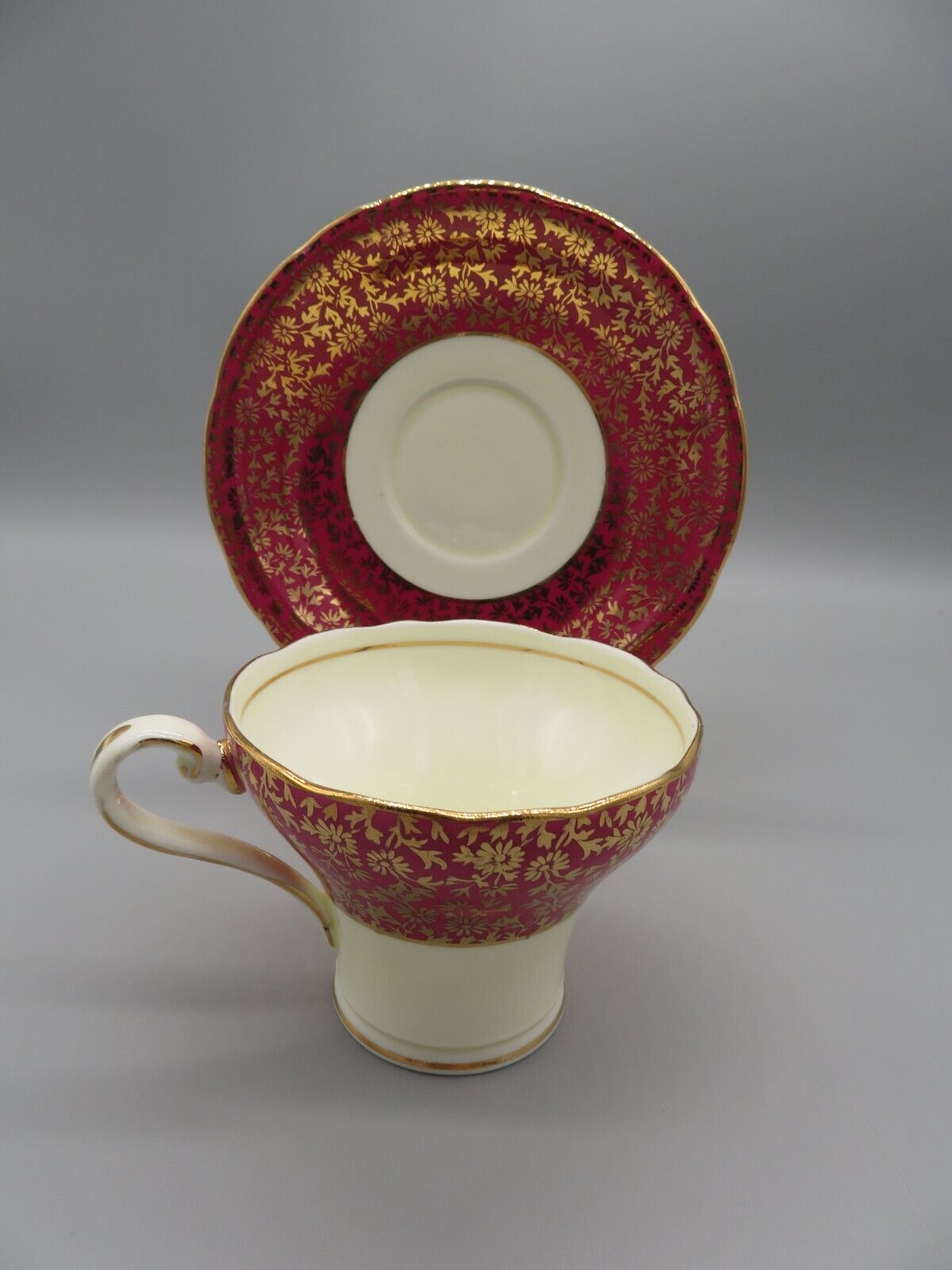 Aynsley England Bone China Teacup and Saucer Dark Pink Gold Trim w/Stand