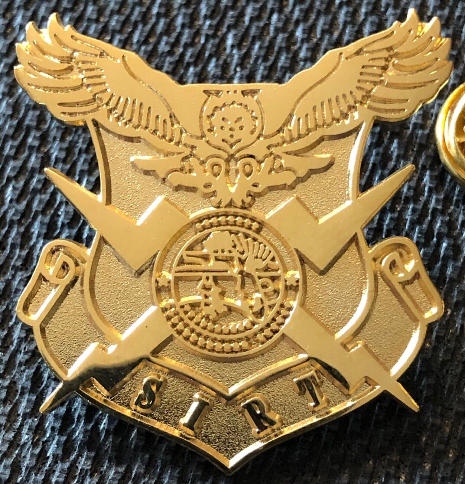 USMS - FBI - DEA - ATF - DHS - “S.I.R.T.” Team VERY RARE Gold version lapel Pin