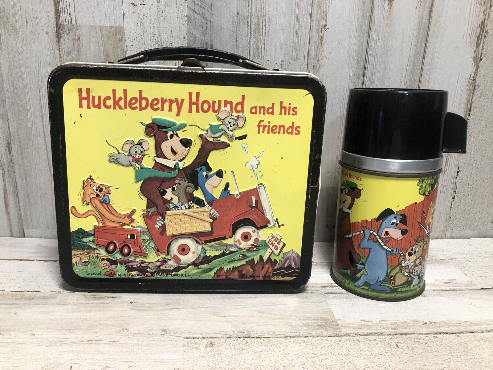 VTG 1961 Aladdin Huckleberry Hound And His Friends Lunchbox with Thermos READ