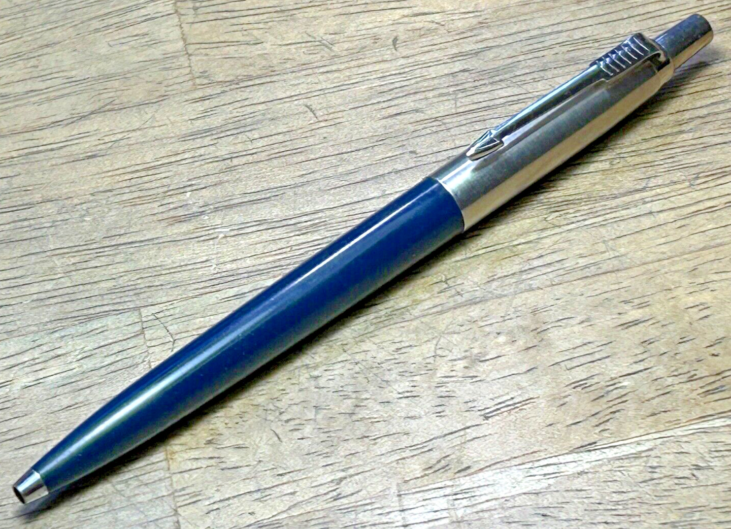 1981 PARKER JOTTER, Navy Blue & Brushed Chrome, New Blue Refill. Perfect Cond.