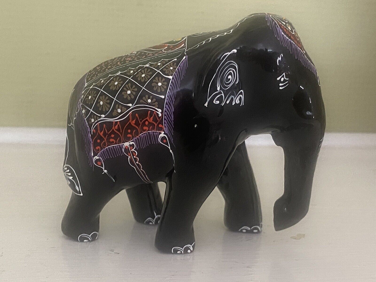 Hand Painted Wood Black Lacquer Elephant Figurine 3” Thailand